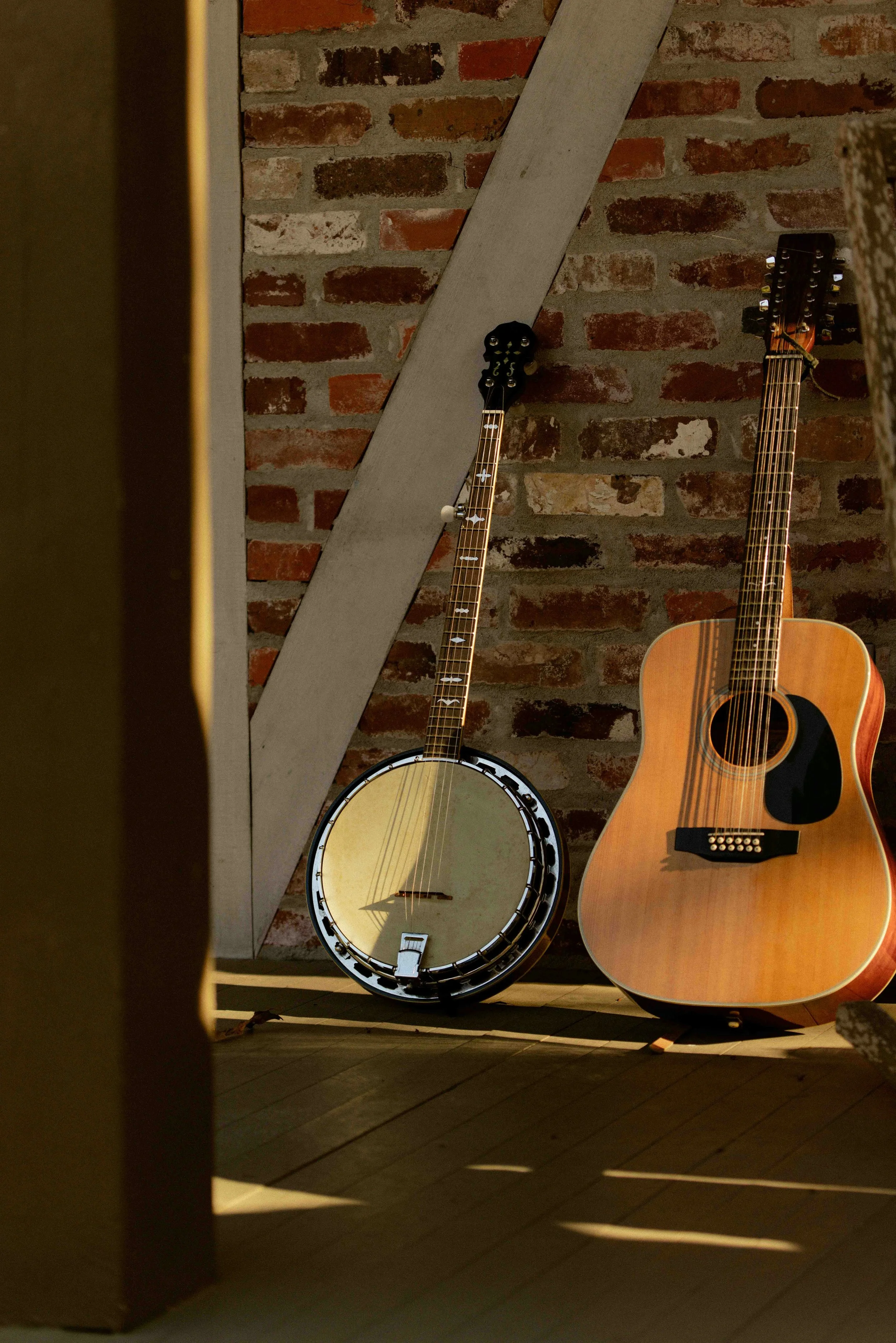 LIVE MUSIC THURSDAYS