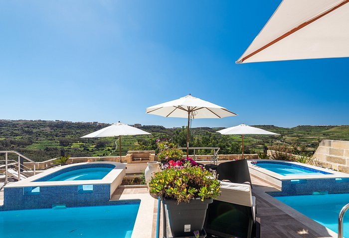 pools_side_by_side.jpg