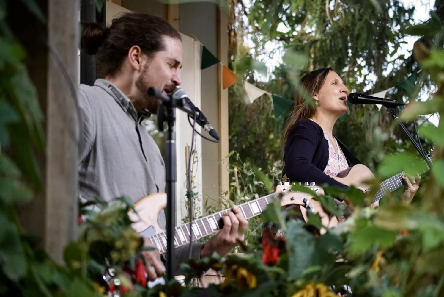 Thomas Hoeller & Georgia Lee Johnson