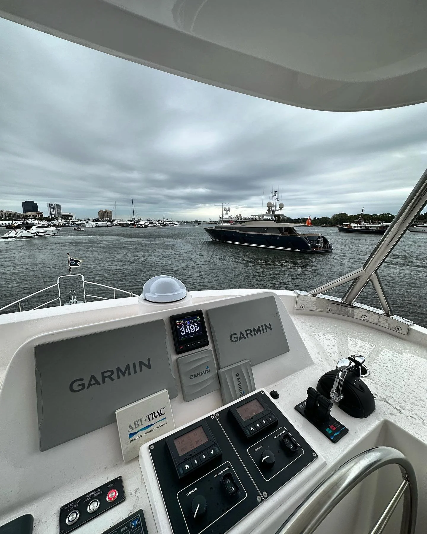 New boat goofin! Waiting to get into our spot on a gusty Monday morning. #kadykrogen Open 50 Trawler
&bull;
&bull;
&bull;
#SouthFlorida #BoyntonBeach #Delray #Bocaraton #Lakeworth #Jupiter #Stuart  #PalmBeach #Soflo
&bull;
&bull;
&bull;
#TideWell #Ti