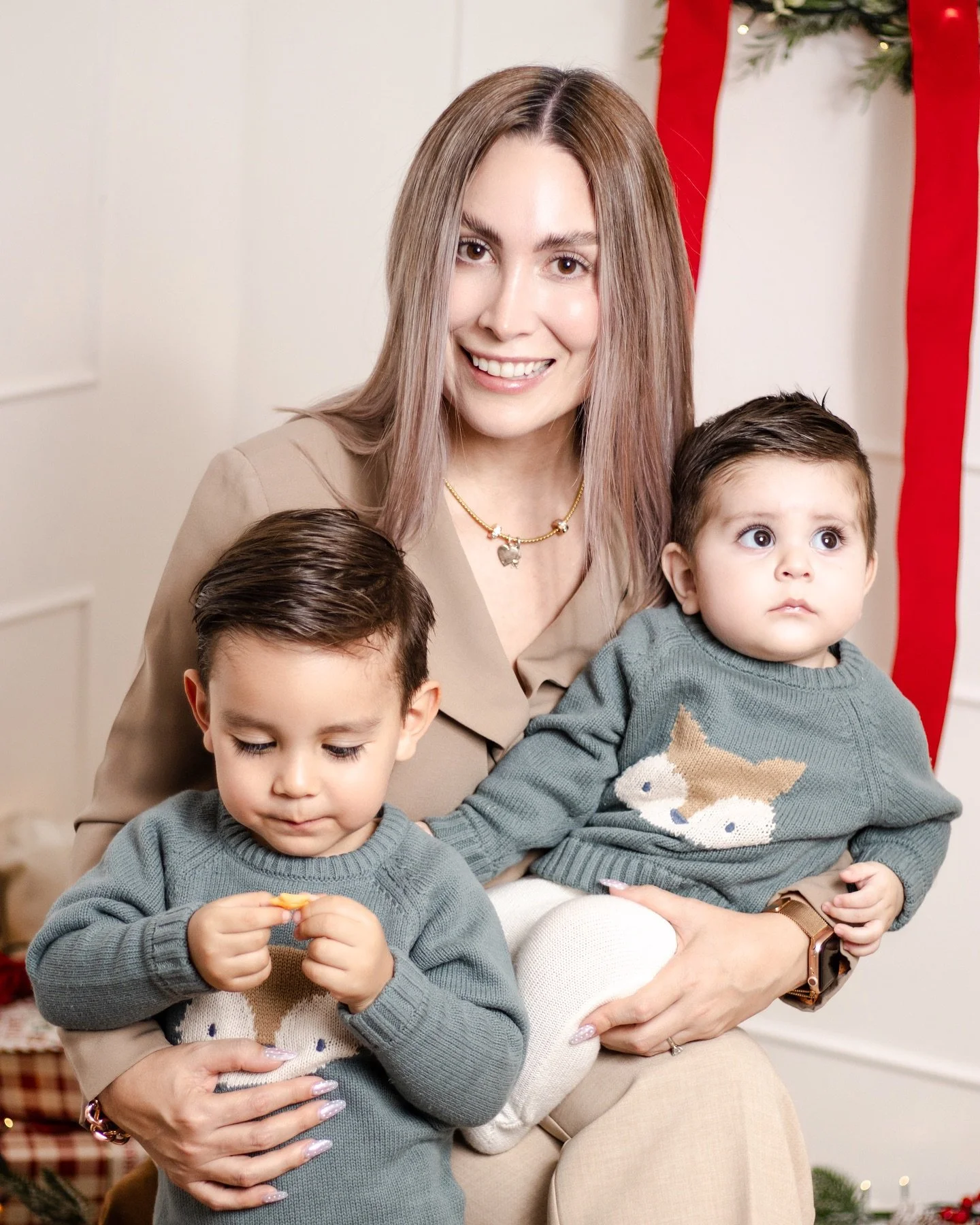 ‼️🗓️&Uacute;ltimas fechas 7 y 14 de diciembre 📸🎄 Entra al link de la bio para apartar tu horario 👉🏽 www.babyboxbyval.com/navidad2025 ✨Puedes reservar con $700mxn o pagar hasta en 3 y 6 MSI 🟢