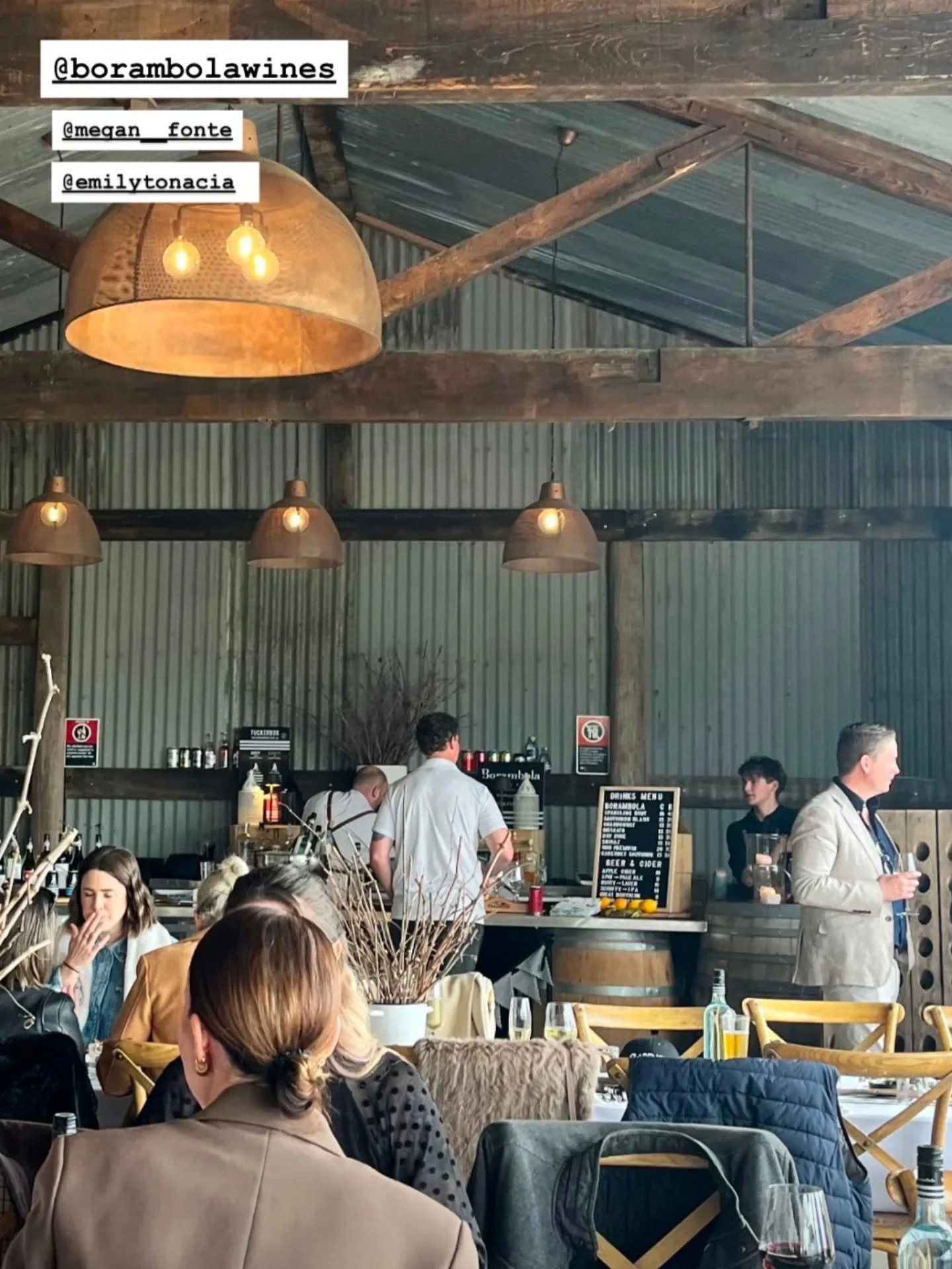 Thanks @ellywinnel for the photo snaps of Sunday's Long Lunch at Borambola as part of the Riverina Good Food Weekend 🤩😘