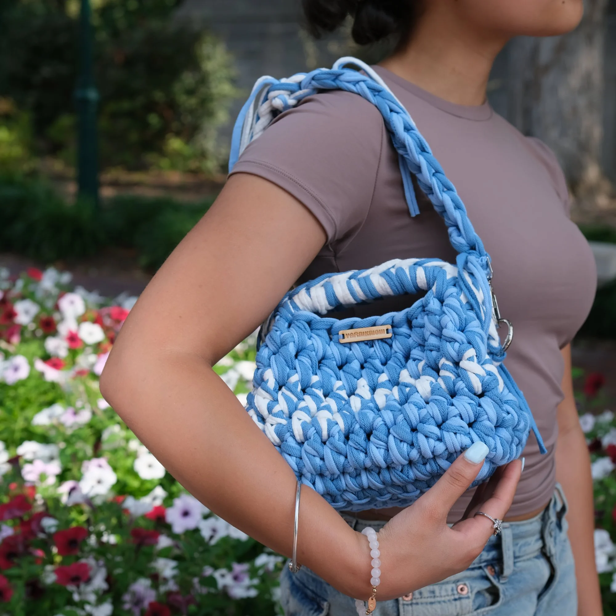 Azure-Yarn_Know-Crochet_Bag_Hero.jpg
