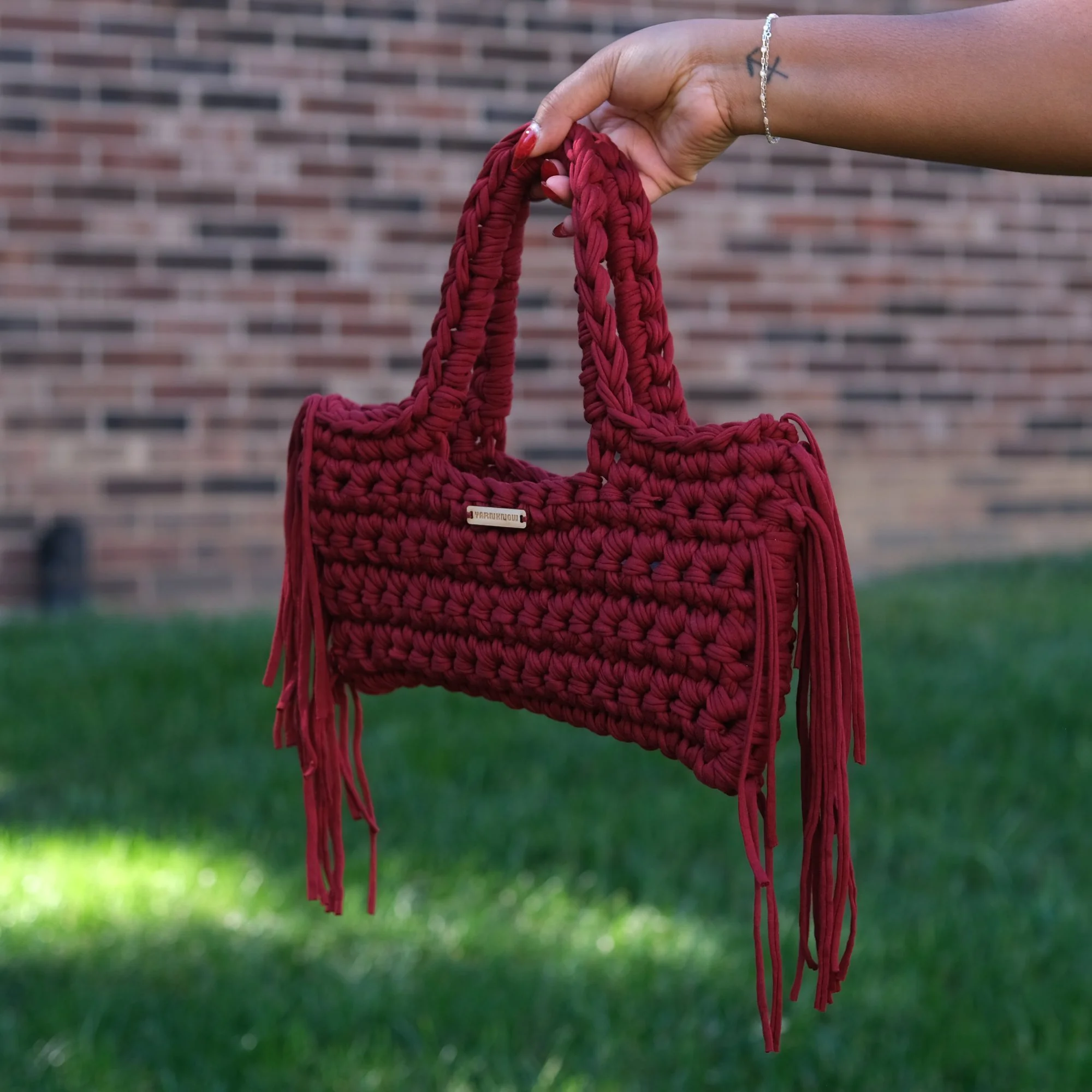 Rouge-Yarn_Know-Crochet_Bag_1.jpg