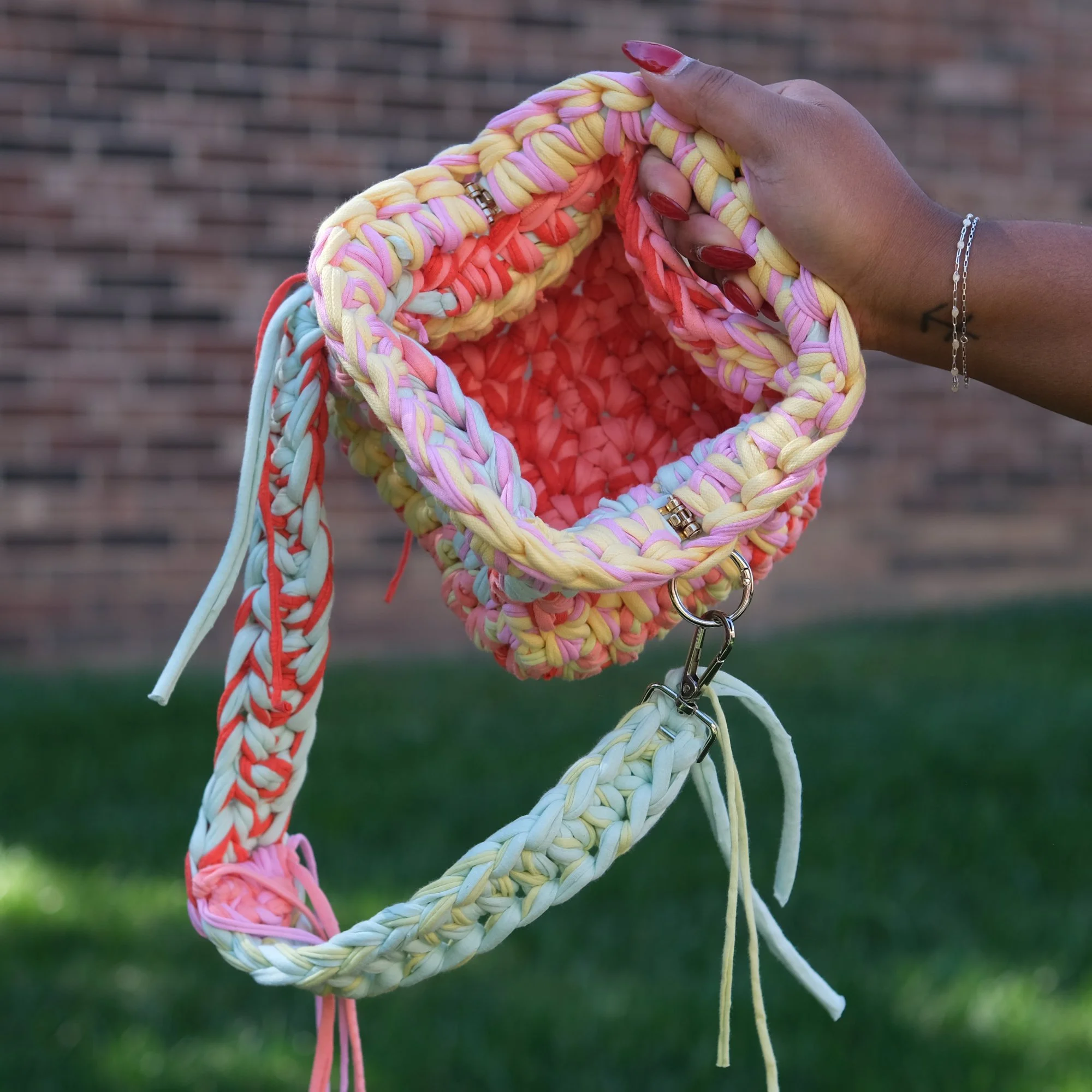 Bikini_Bottom-Yarn_Know-Crochet_Bag_3.jpg