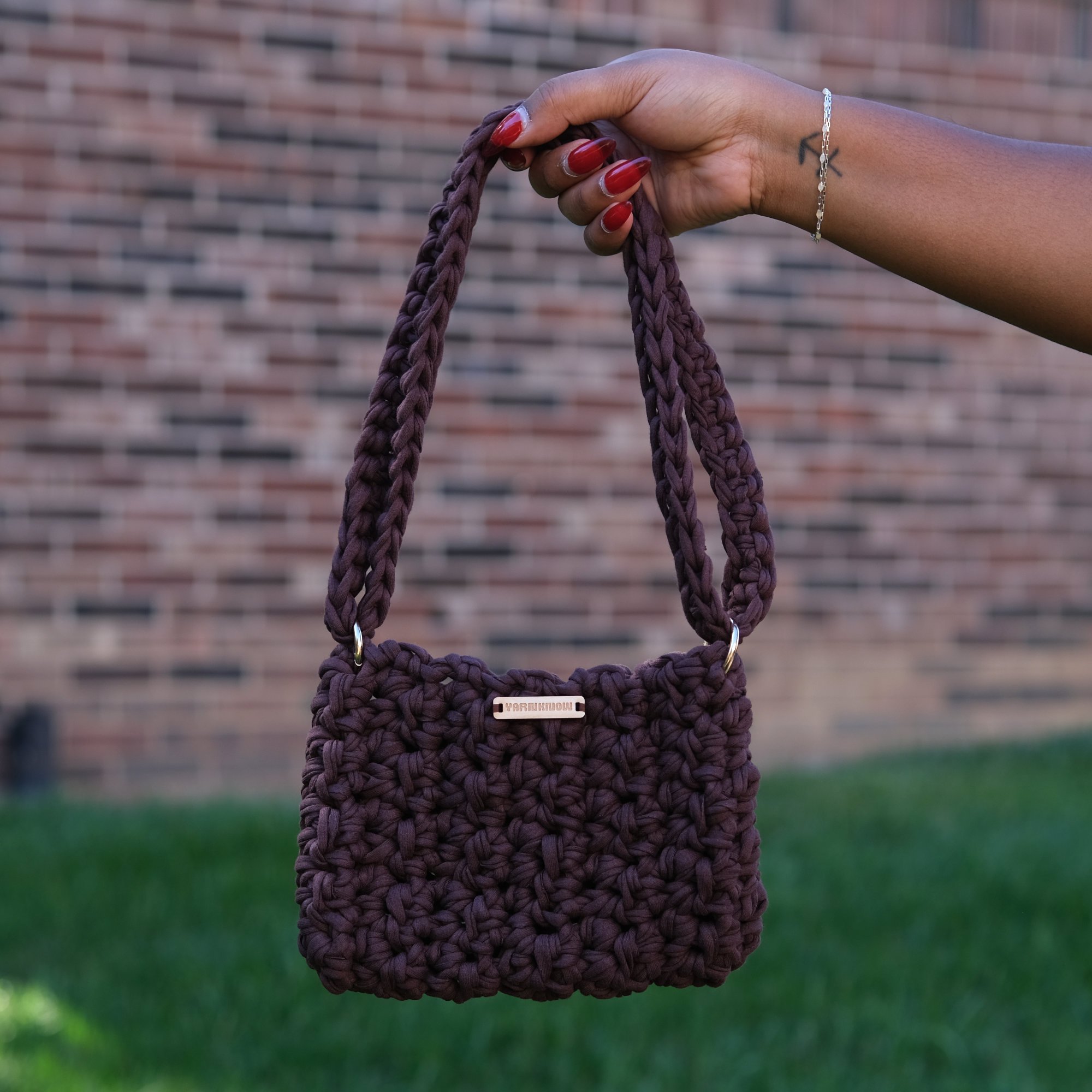 Cleo-Yarn_Know-Crochet_Bag_Hero.jpg