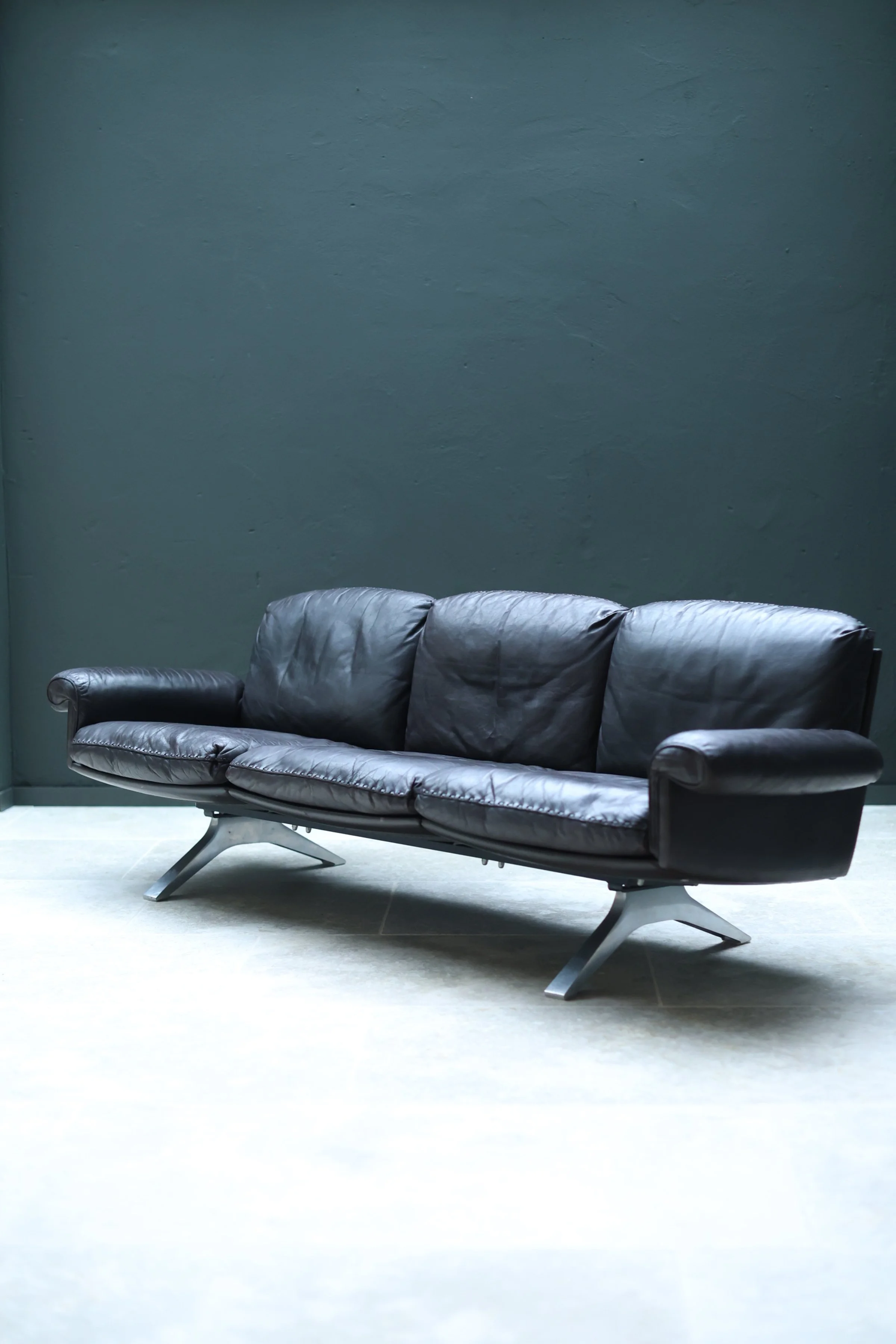 Vintage De Sede DS-31 Three-Seater Sofa in leather, 1970’S — Swiss