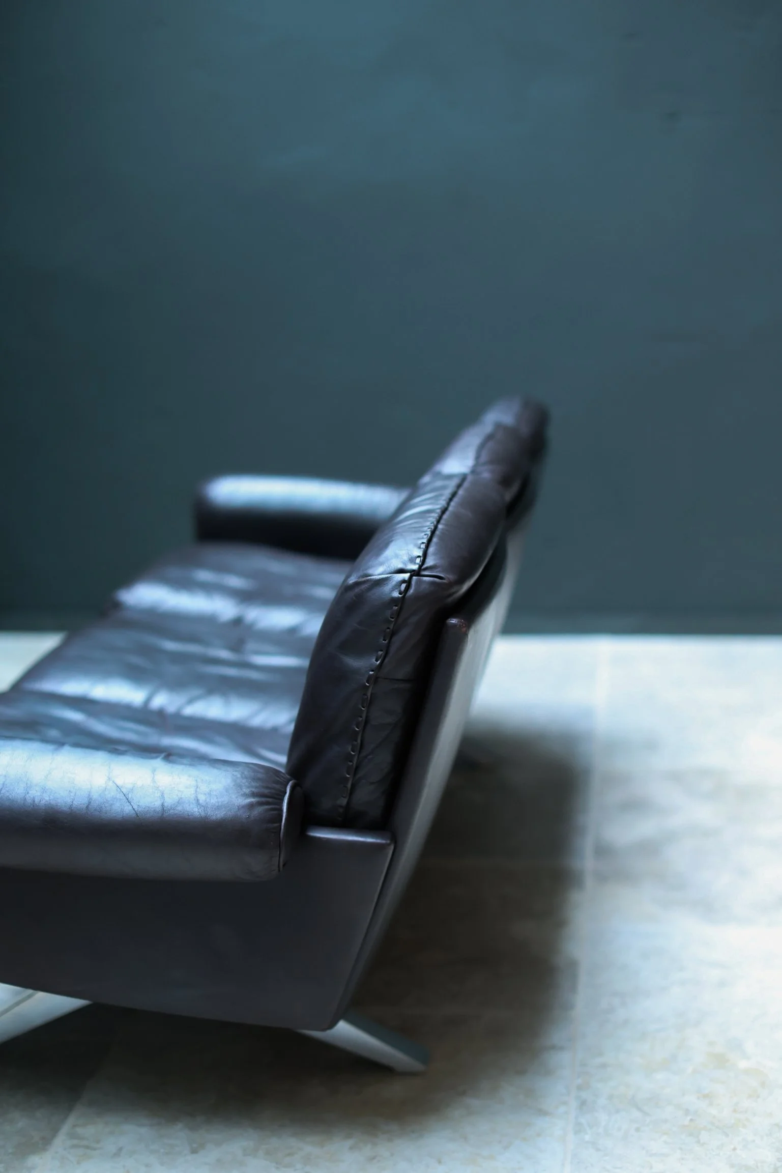 Vintage De Sede DS-31 Three-Seater Sofa in leather, 1970’S — Swiss