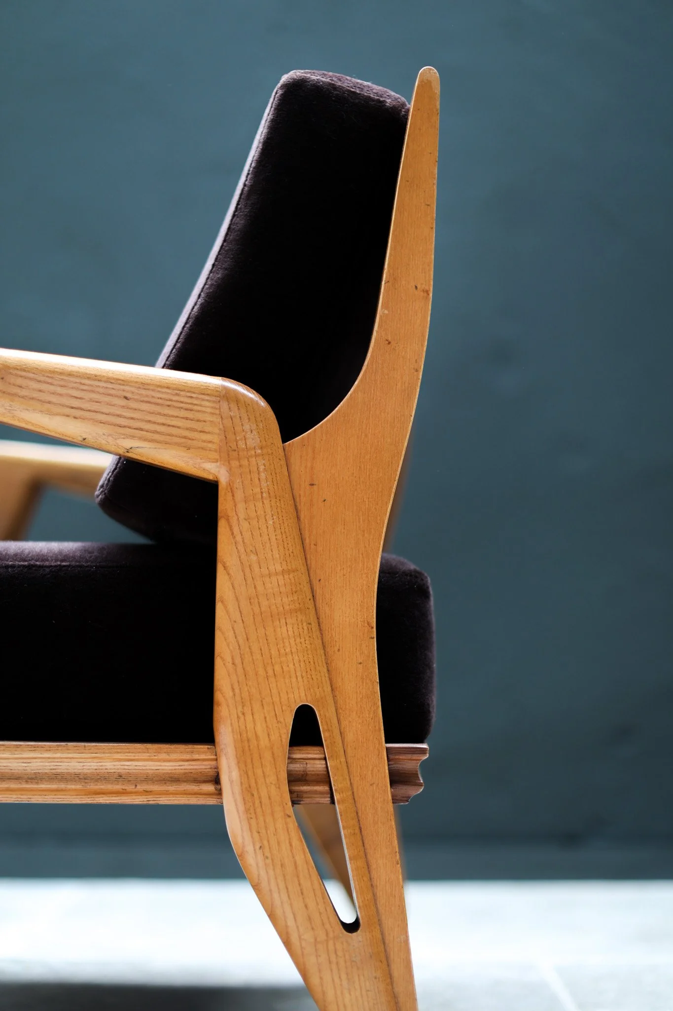 Vintage Set of Two Armchairs by FRANCO CAMPO & CARLO GRAFFI in wood, mohair, cotton (reupholstered), 1960 — by “Home” Italië