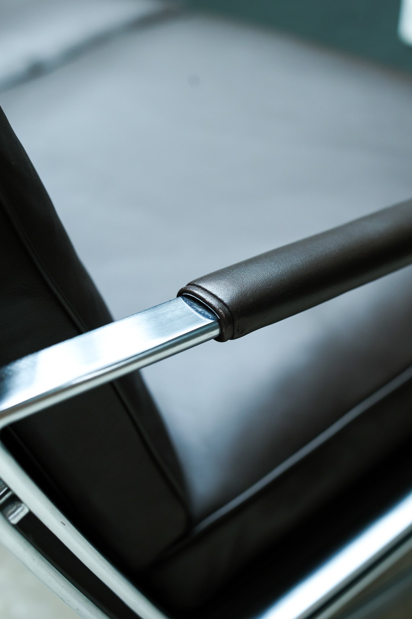 Vintage FK6720 Sofa by FABRICIUS & KASTHOLM for KILL INTERNATIONAL in leather, stainless steel, 1960s — Germany