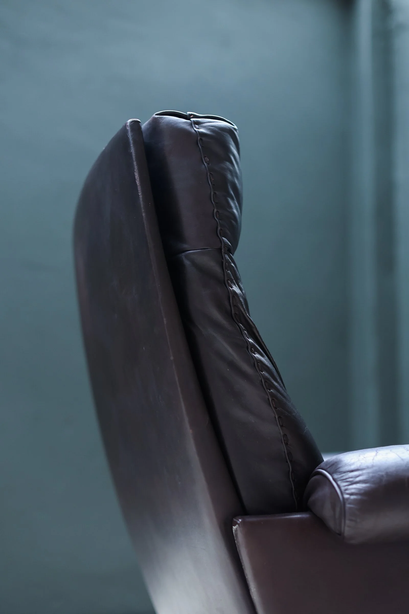 Vintage Vintage De Sede DS-31 Lounge Chair | High Back Swivel | Brown Leather | 1970s in leather, 1970’S — Swiss