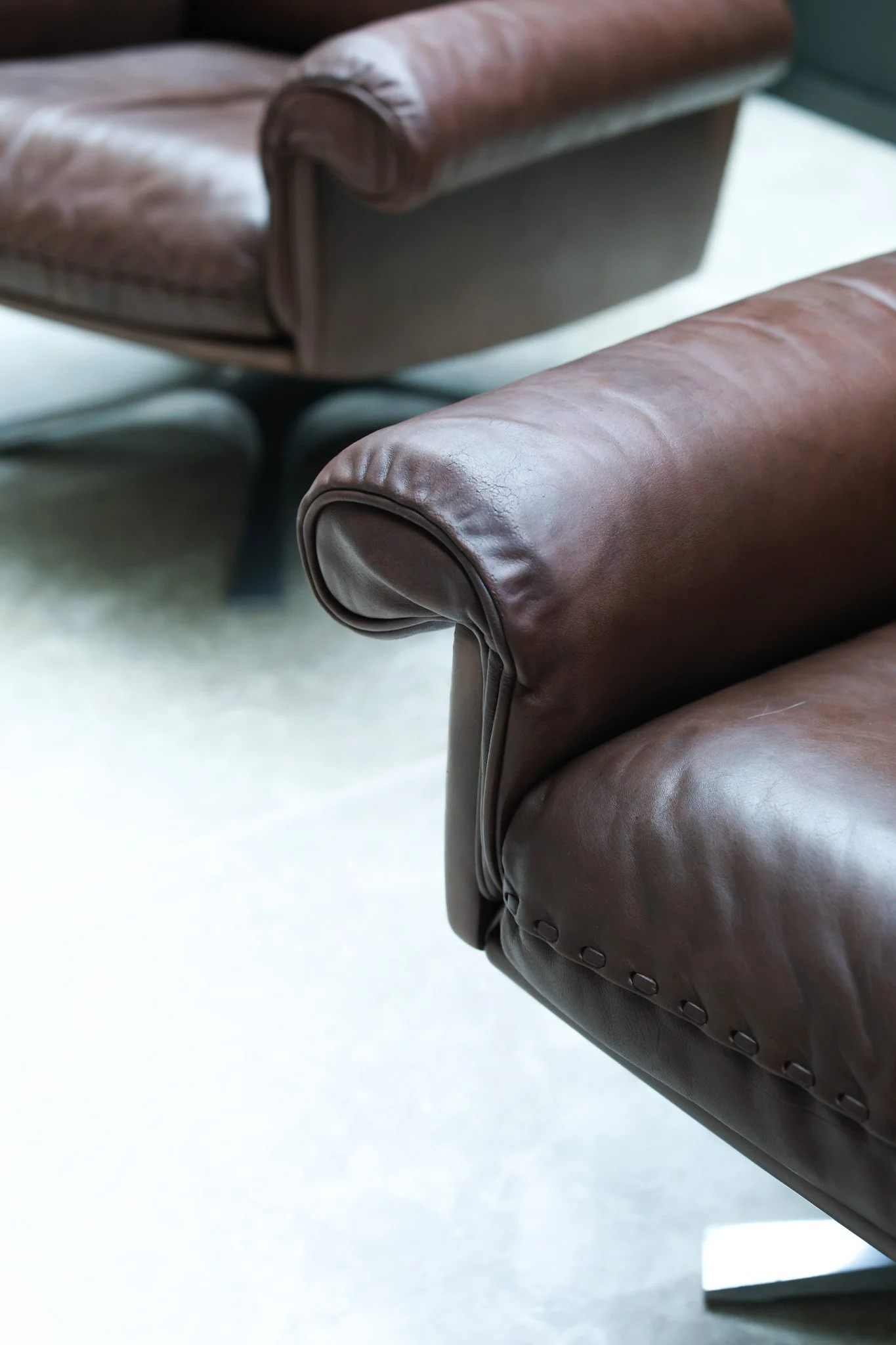 Vintage Club Chairs DS 31 by de Sede in leather, 1975 — Switserland