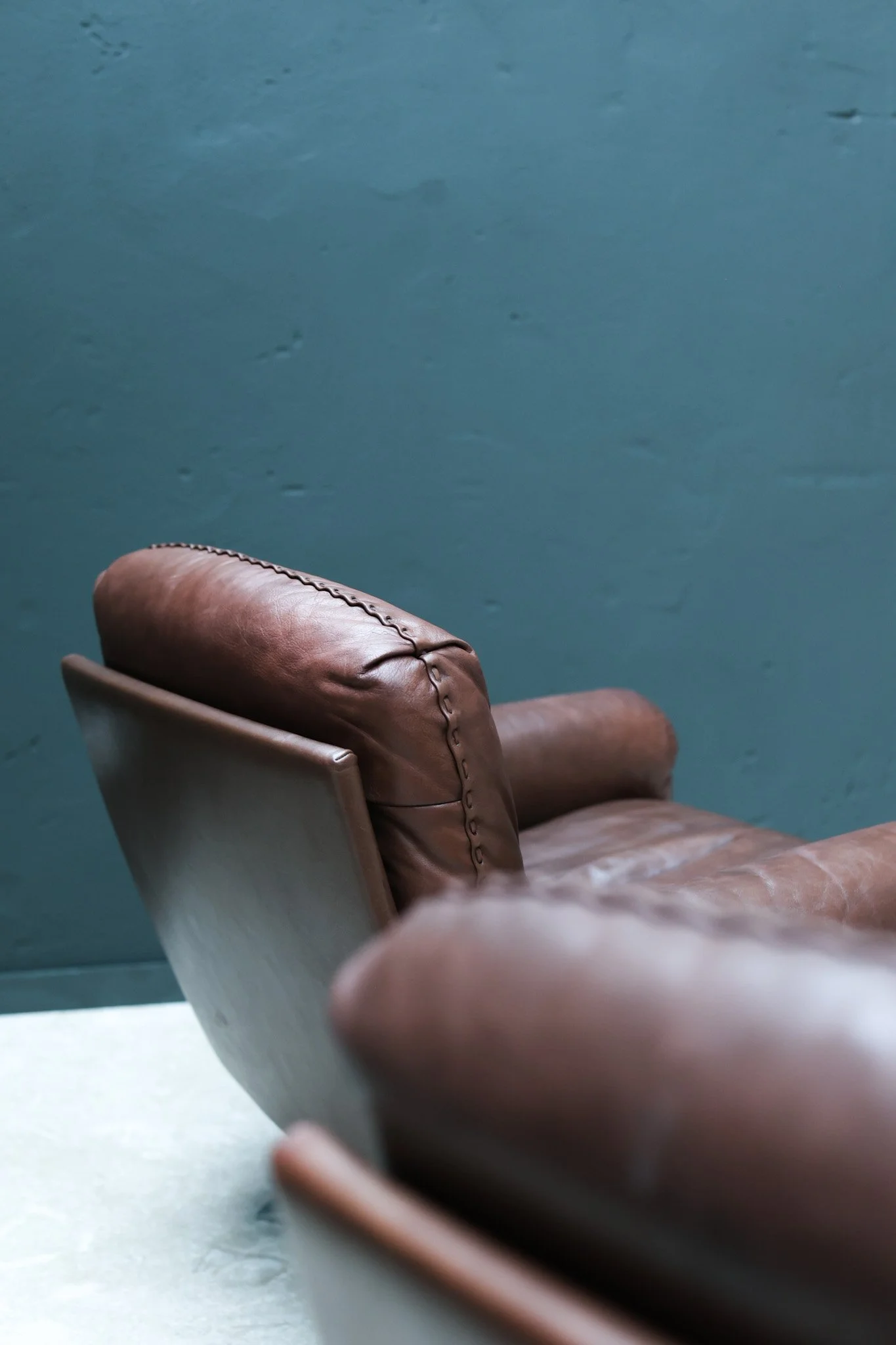 Vintage Club Chairs DS 31 by de Sede in leather, 1975 — Switserland