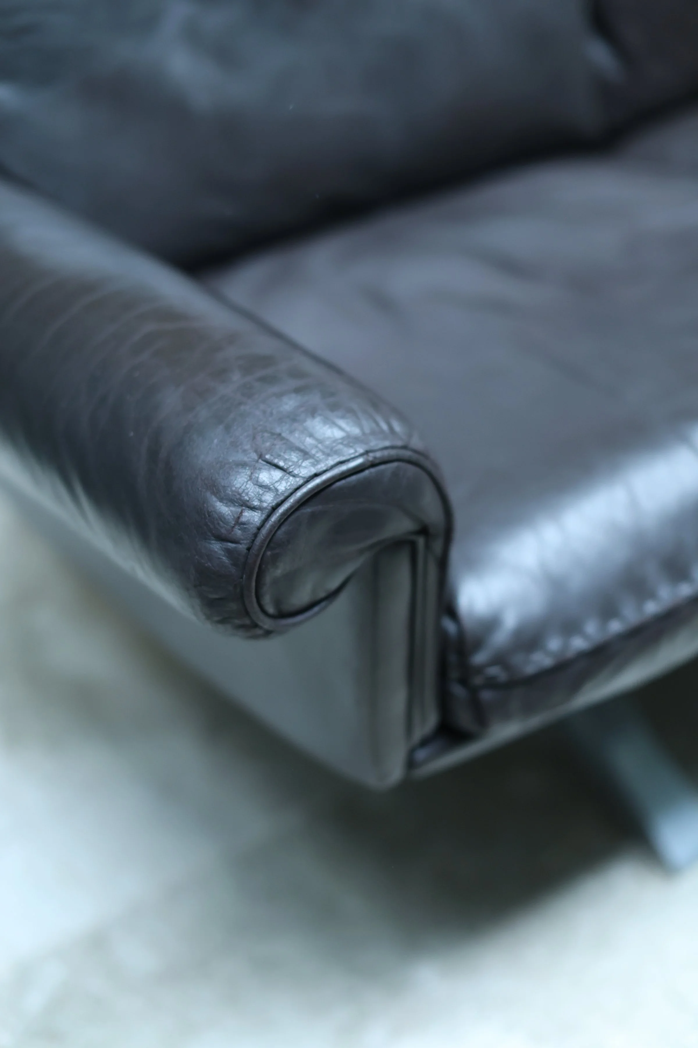 Vintage De Sede DS-31 Three-Seater Sofa in leather, 1970’S — Swiss