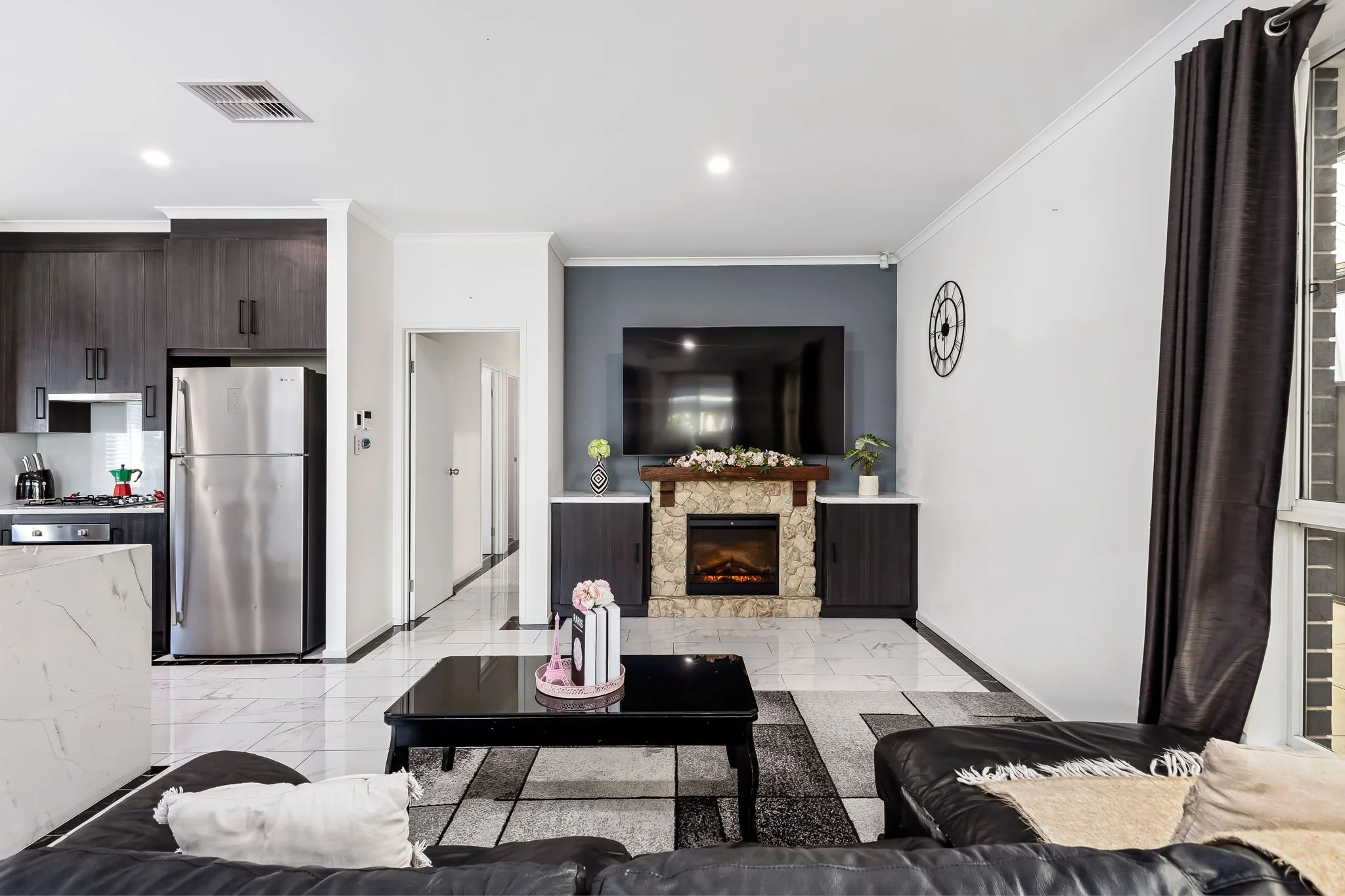 1 Grace Cres, St Clair, SA 5011-19.jpg