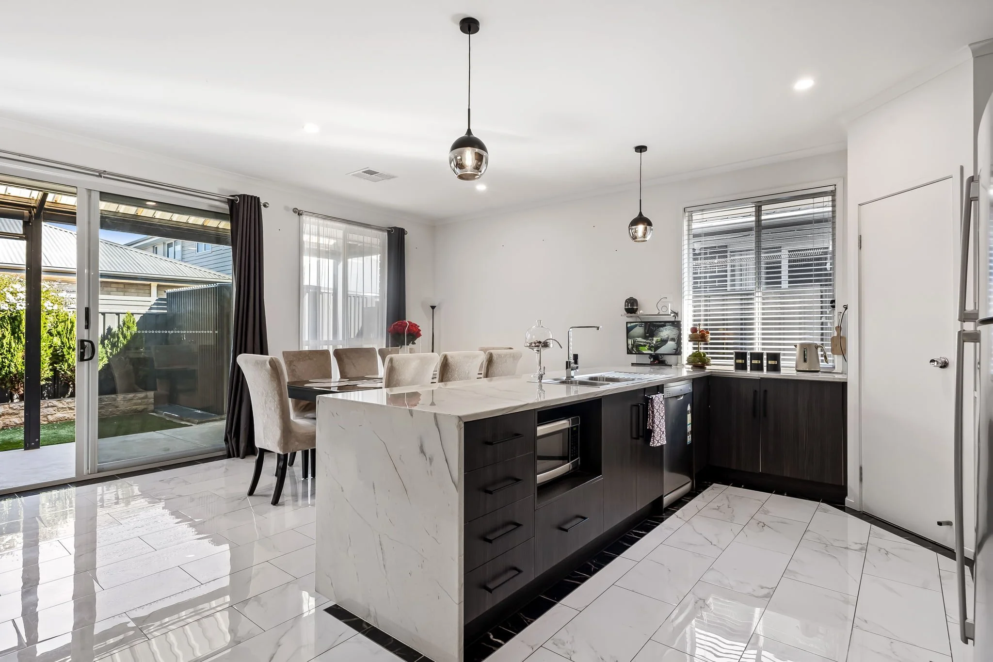 1 Grace Cres, St Clair, SA 5011-23.jpg