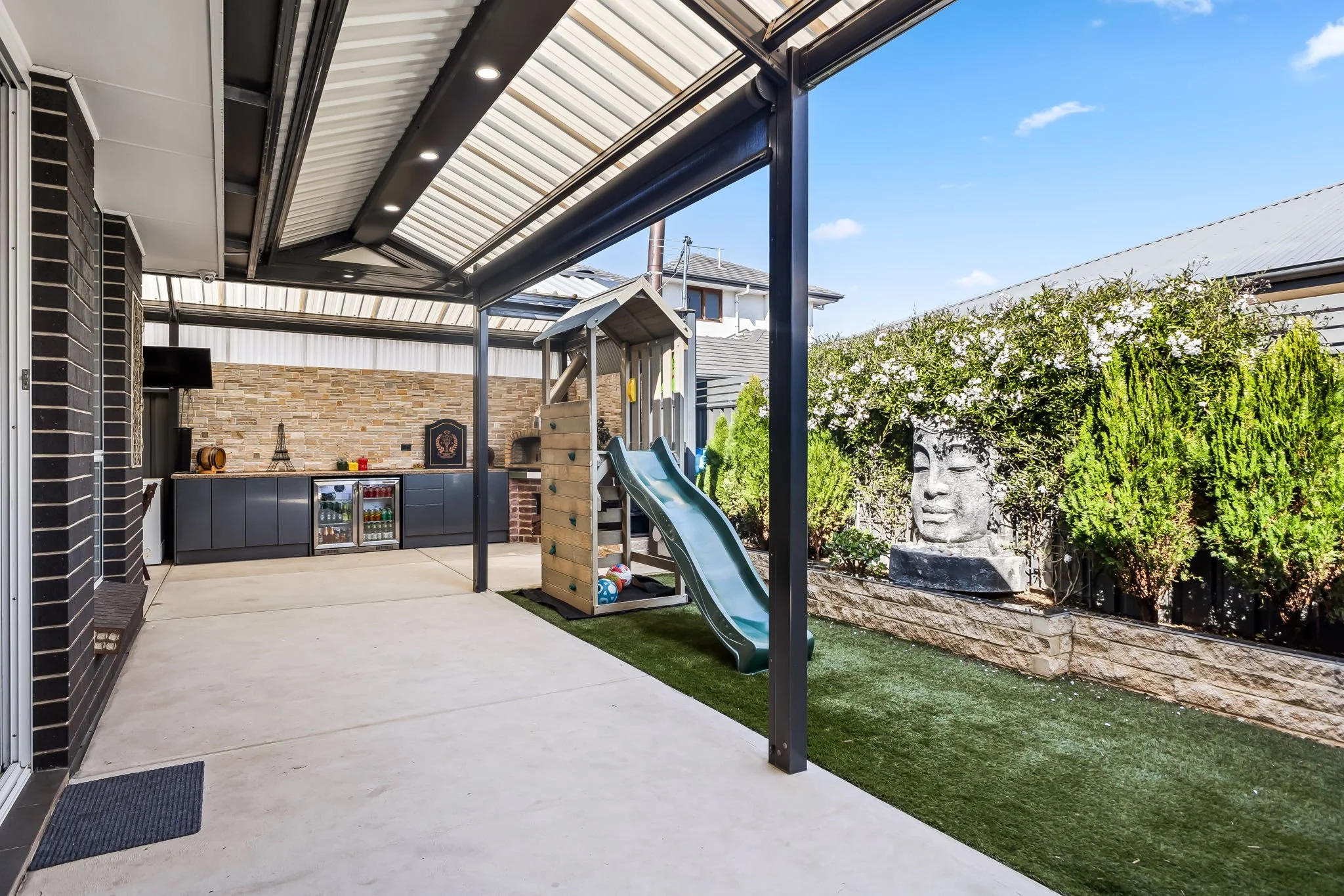 1 Grace Cres, St Clair, SA 5011-26.jpg