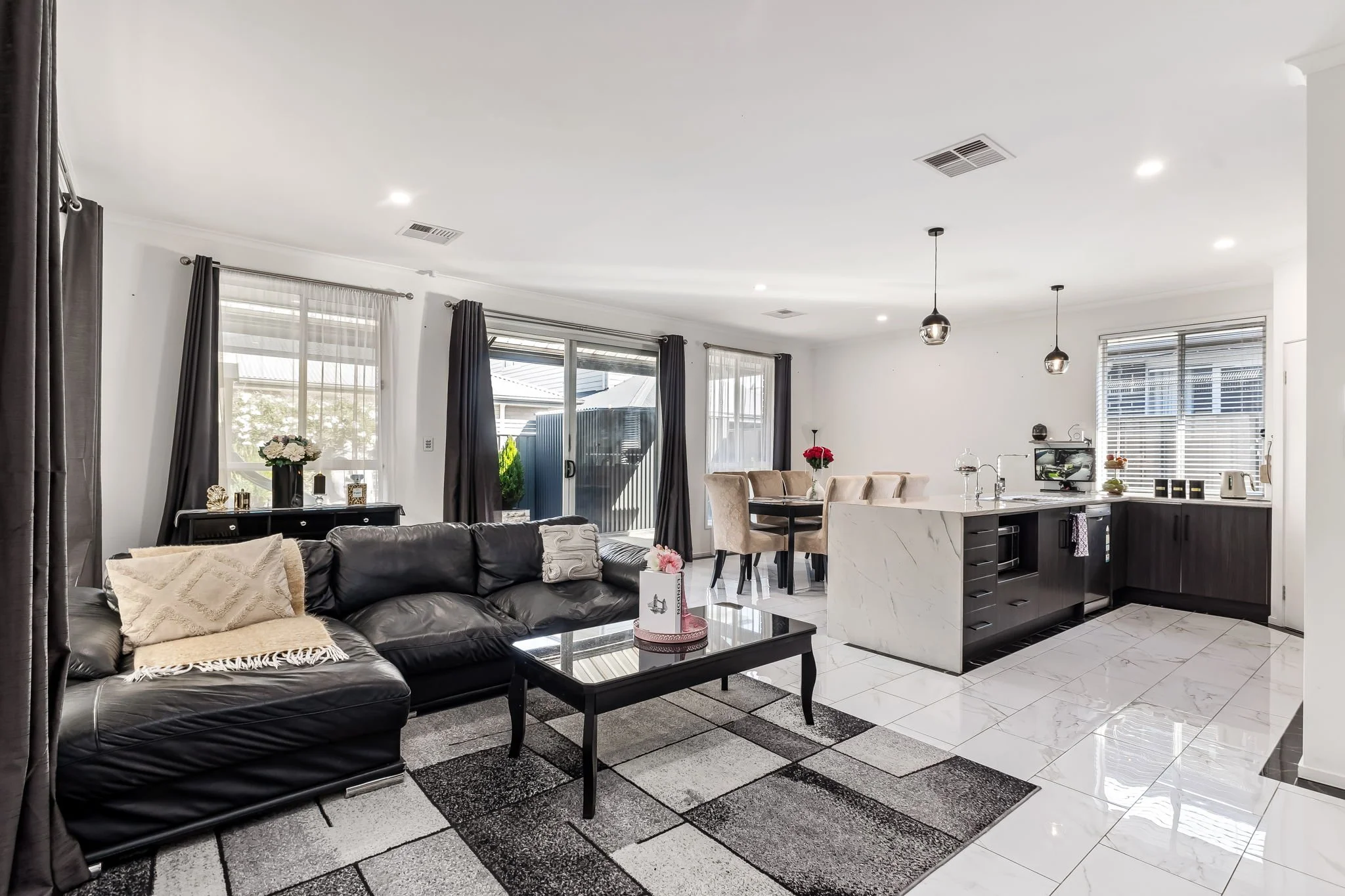 1 Grace Cres, St Clair, SA 5011-21.jpg