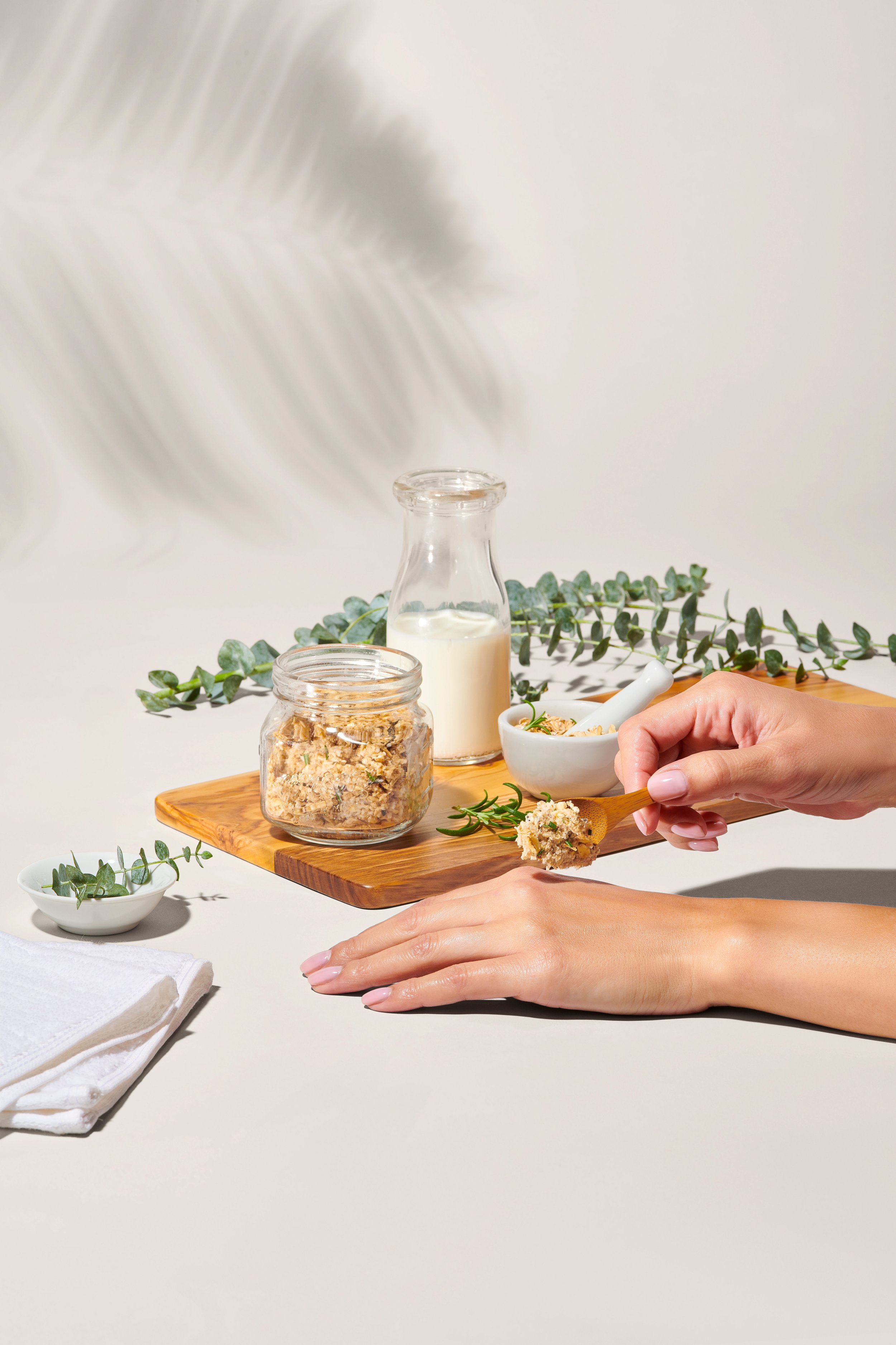 Milk And Oat Scrub_3-4.JPG