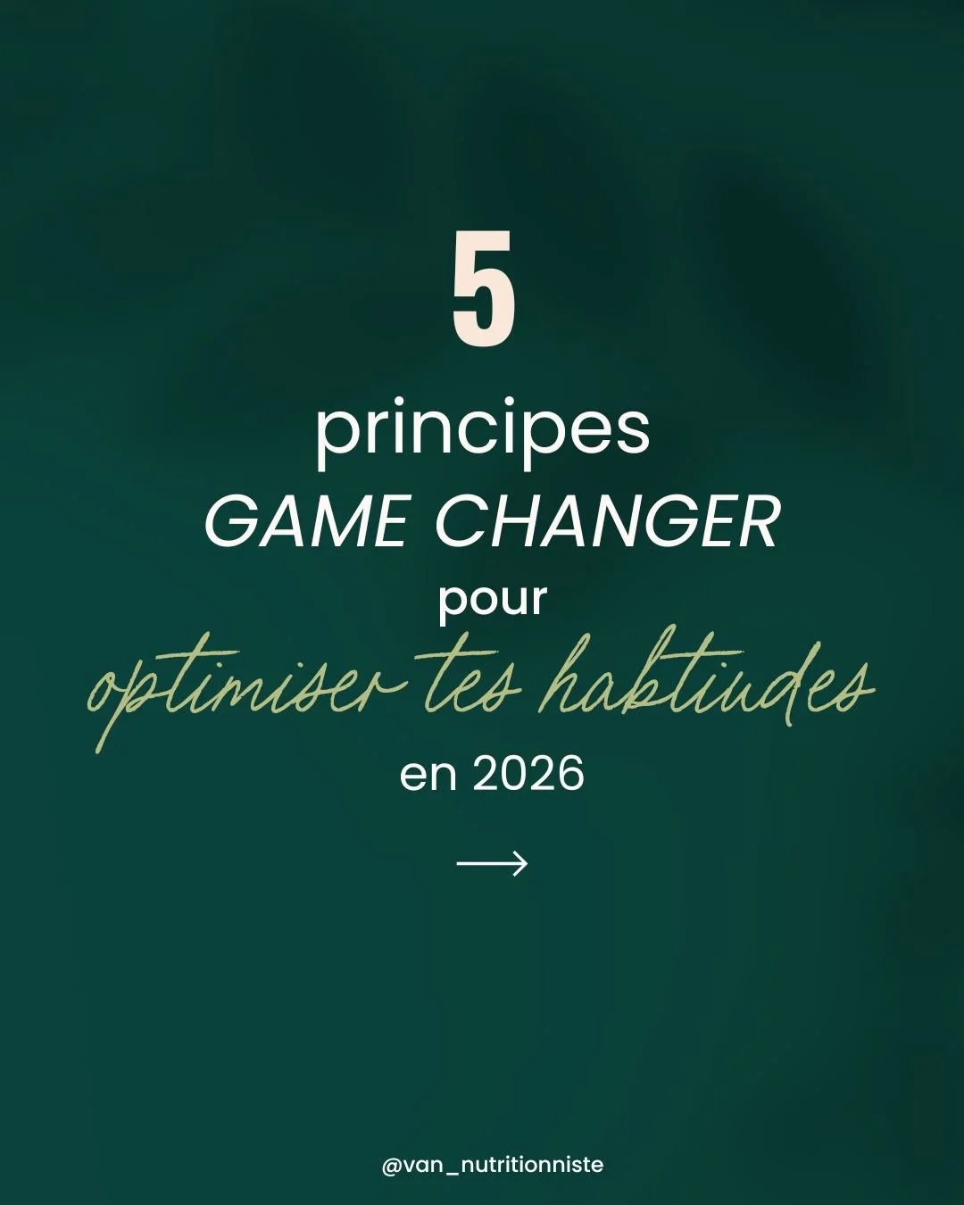 Et si, en 2026, tu faisais les choses autrement?
Pas plus fort.
Pas plus strict.
Juste&hellip; plus align&eacute;.e avec toi. ✨

Optimiser tes habitudes, ce n&rsquo;est pas viser la perfection. C&rsquo;est avancer avec un cadre souple, nourrir la con