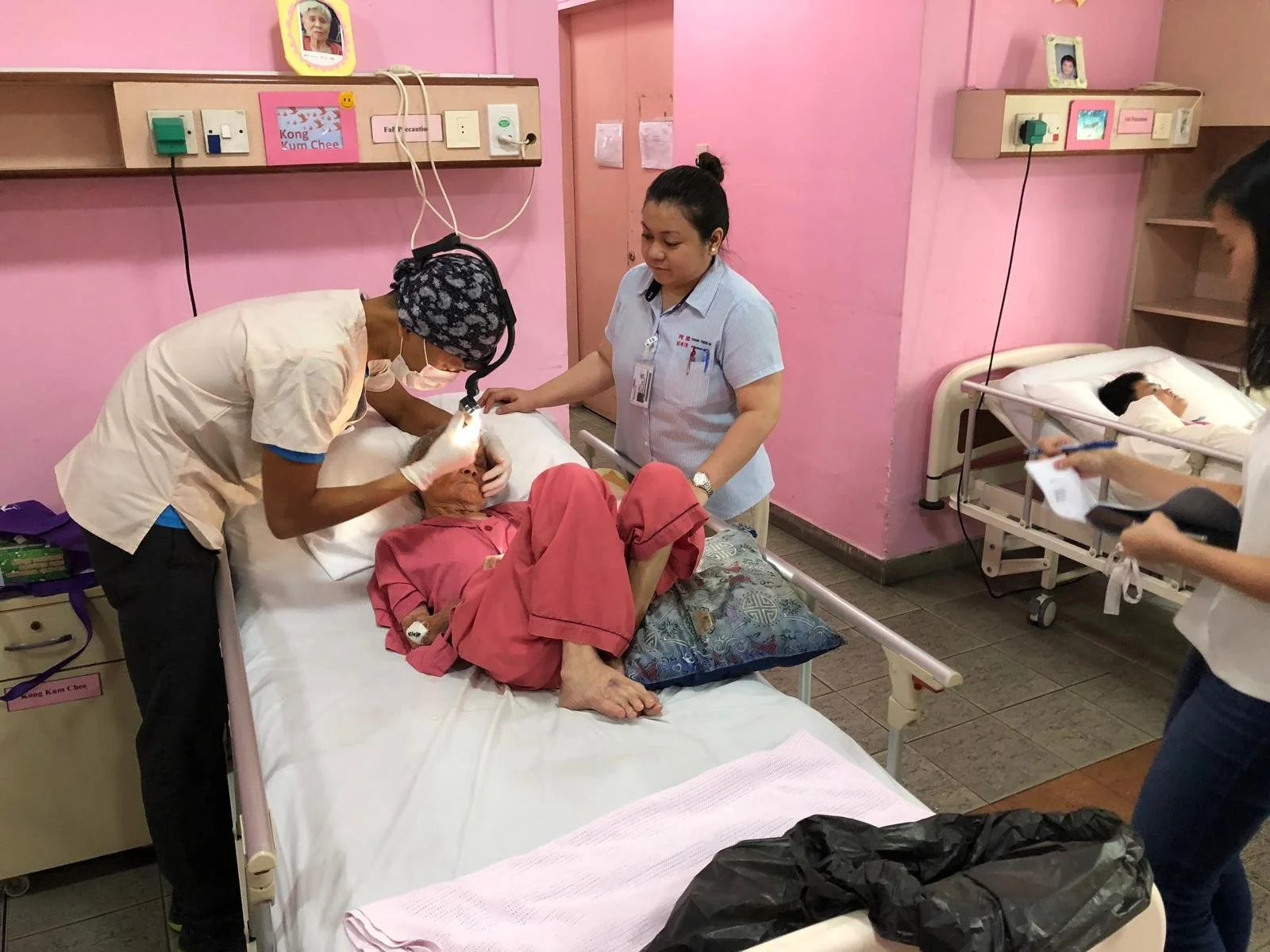 Lola_Bedside Treatment.jpeg