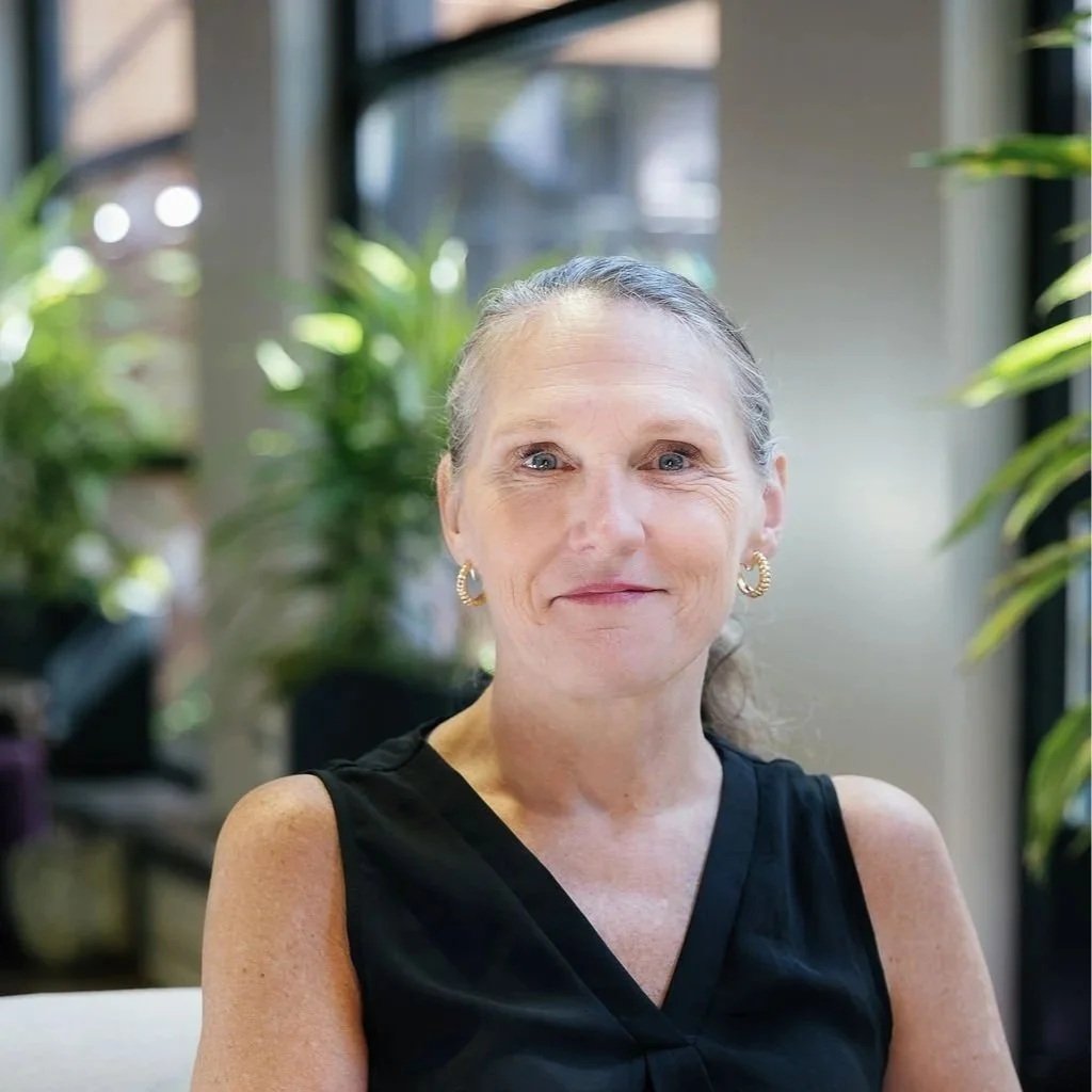 Cheryl Wade Headshot