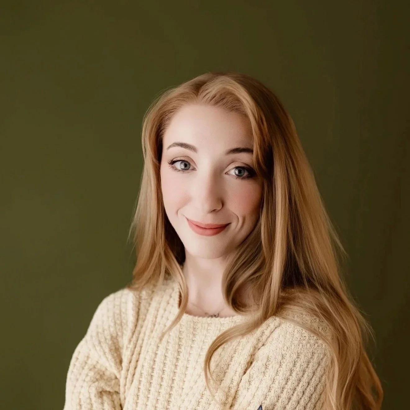 Lindsey Litka-Montes Headshot