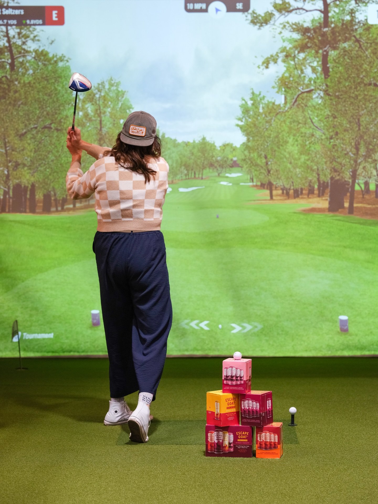 In the West Reading/Wyomissing area and looking for some weekend plans? We highly recommend swinging by (pun intended) @thebarcart_pa for some to-go Goats, then heading around the corner to @keystonegolf_co for some premier indoor golf! Call ahead an