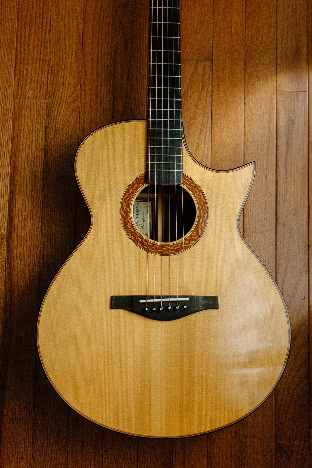 claresiebertphotography_TomRoegerGuitars_August_2025_100_websize.jpg