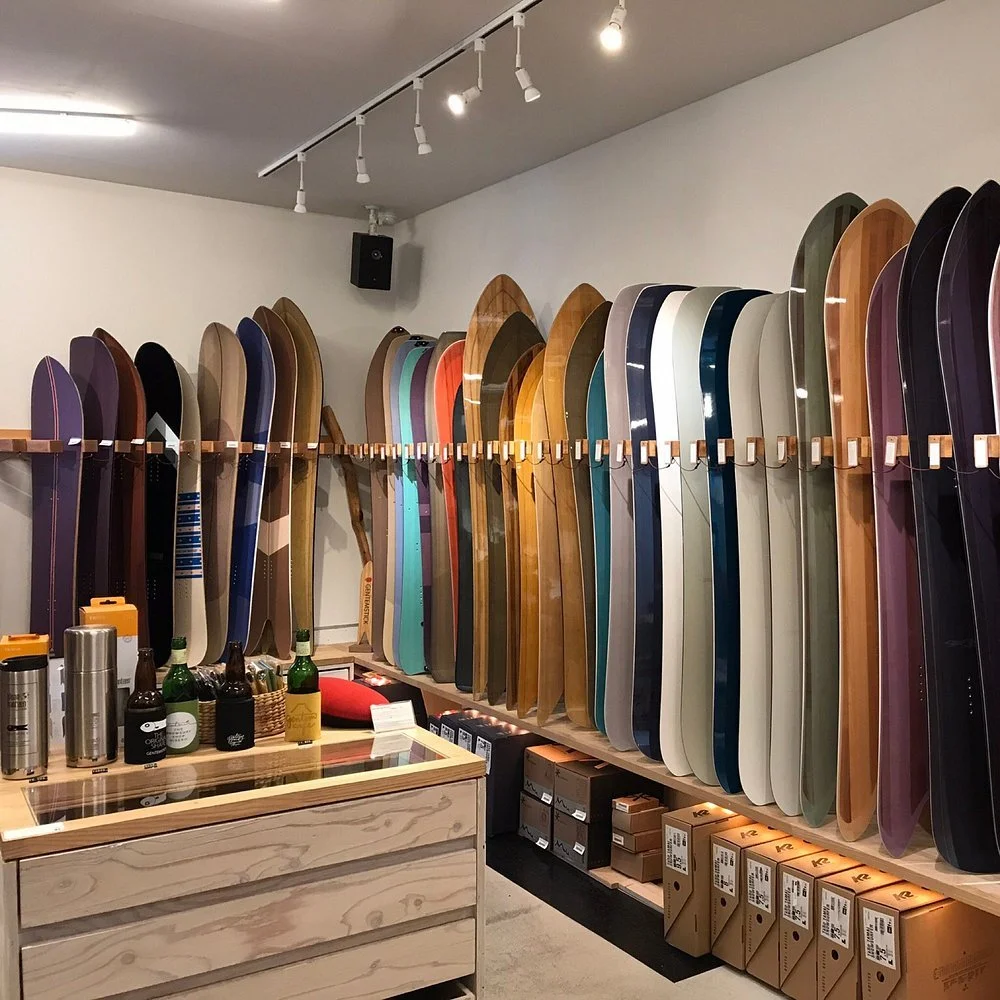 A snowboard shop featuring some Gentemstick snowboards.