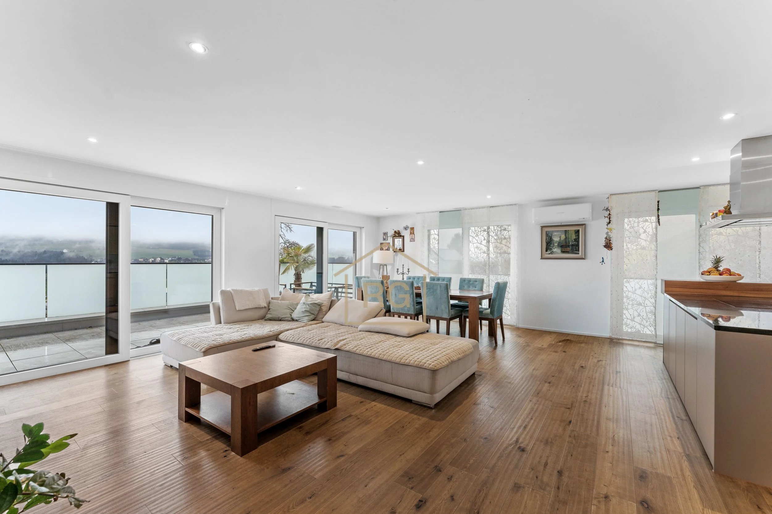 Zu verkaufen moderne 4.5 Zimmer Terrassenwohnung in Triengen