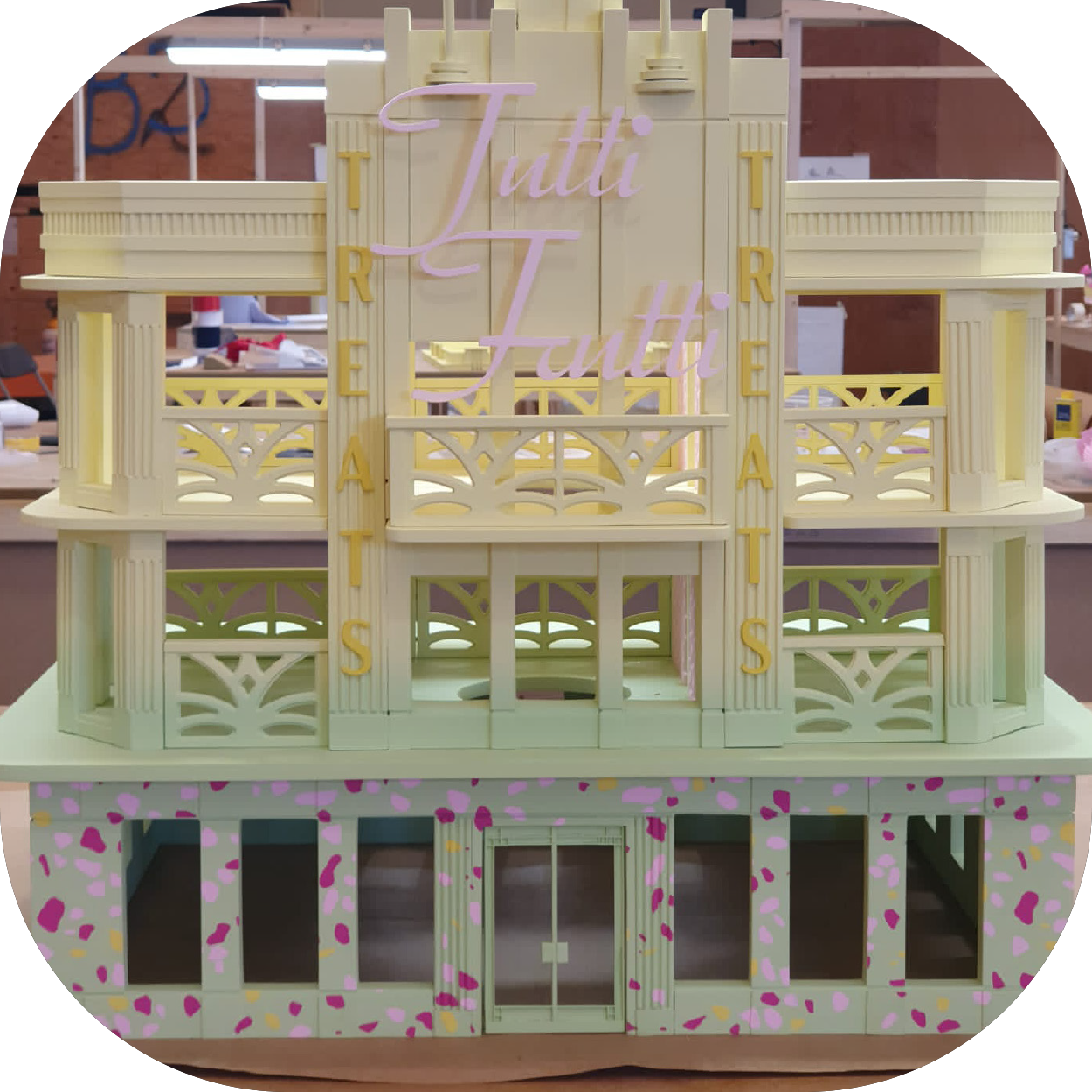 GH_website_Carousel_Miniatures_pic_3.png