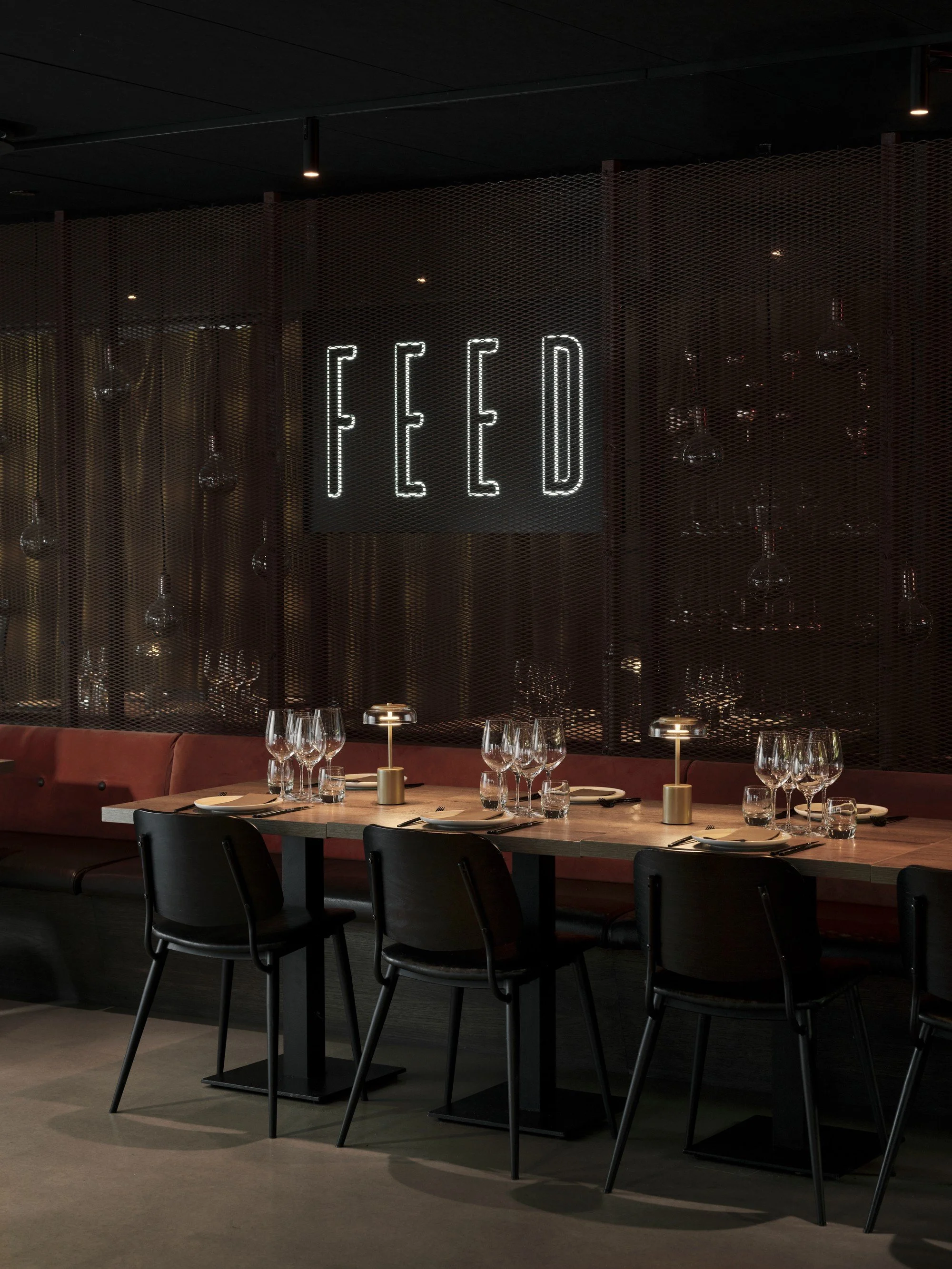 Feed_3320.jpg