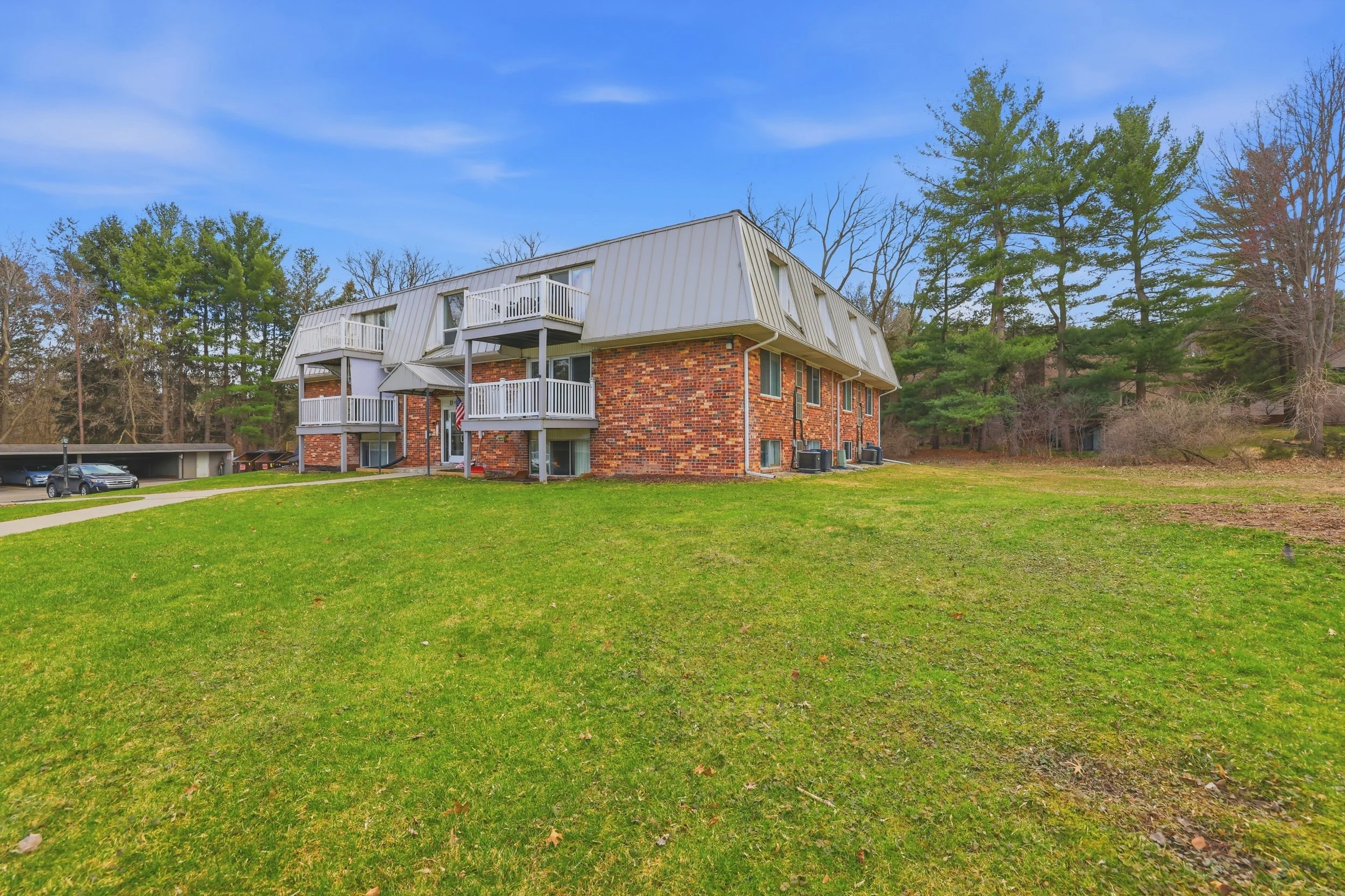 6716 cascade rd se-002.jpg