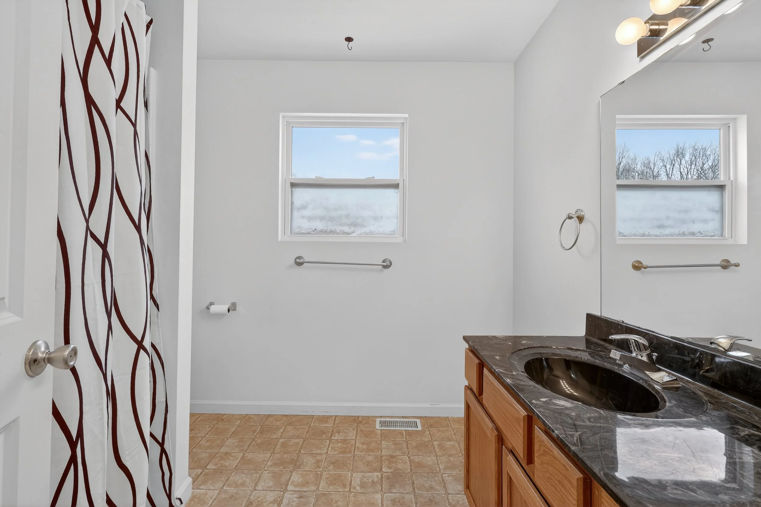 26-11701 Bear Meadows Dr SE Alto, MI  49302-WindowStill-Photography.jpg