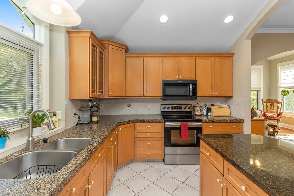 711-Cedar-Pines_016.jpg