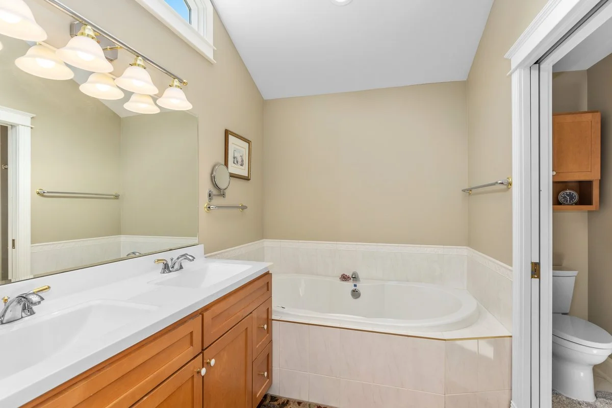 711-Cedar-Pines_020.jpg