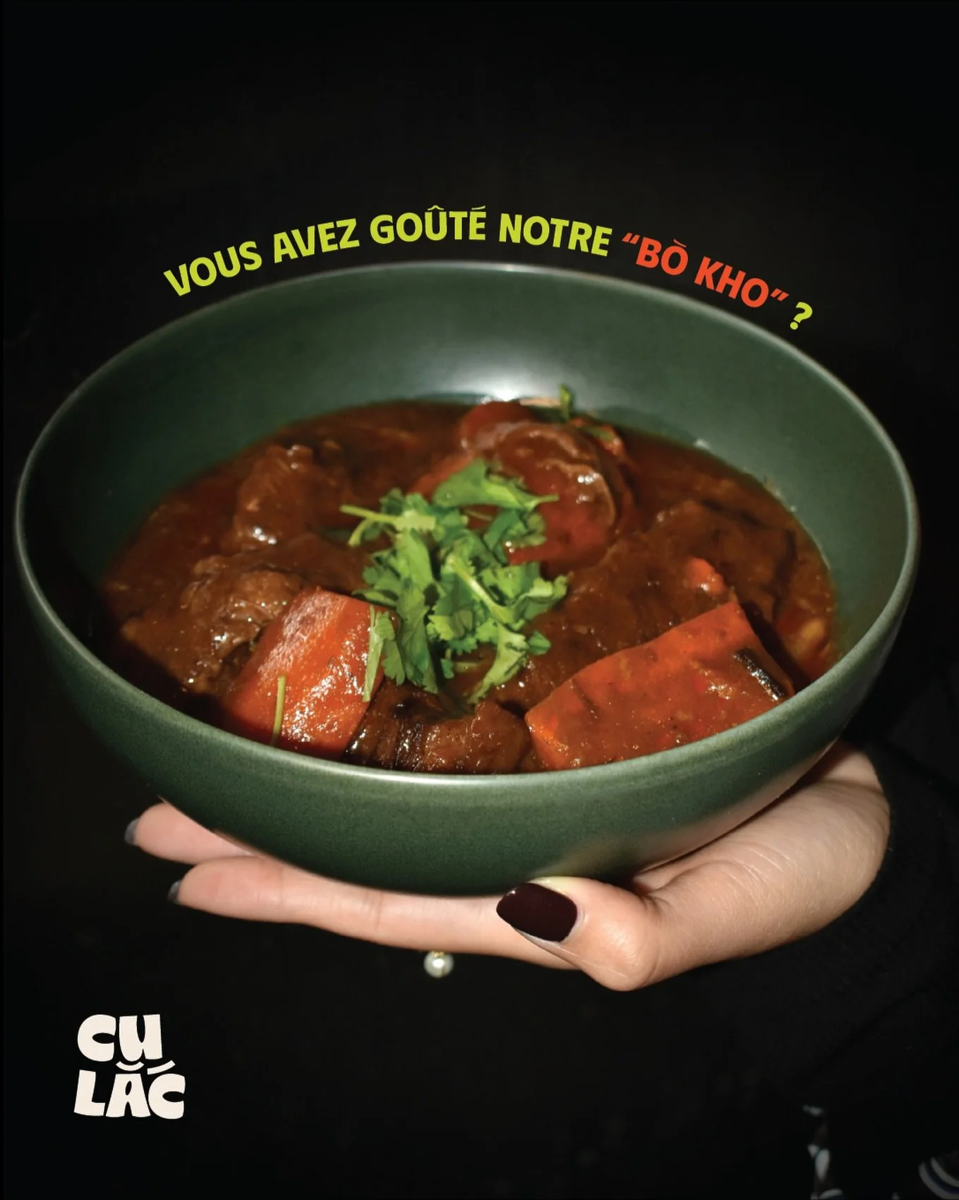 ⭐️FRIDAY FEATURE⭐️ CULAC'S B&Ograve; KHO (b&oelig;uf brais&eacute; &agrave; la citronnelle) 

Le B&ograve; Kho original porte une histoire marqu&eacute;e par la colonisation, mais la culture vietnamienne en a fait un plat bien &agrave; elle. Parfait 