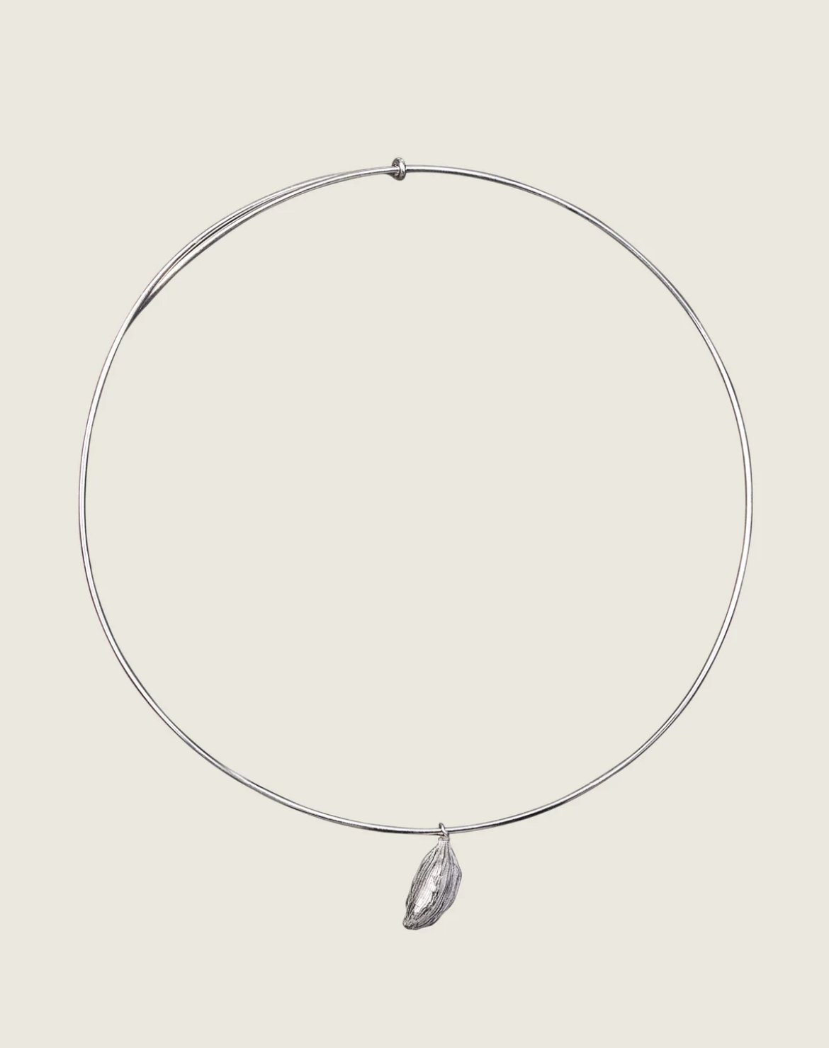 Screenshot_22-8-2024_221142_logvin.jewelry.jpeg