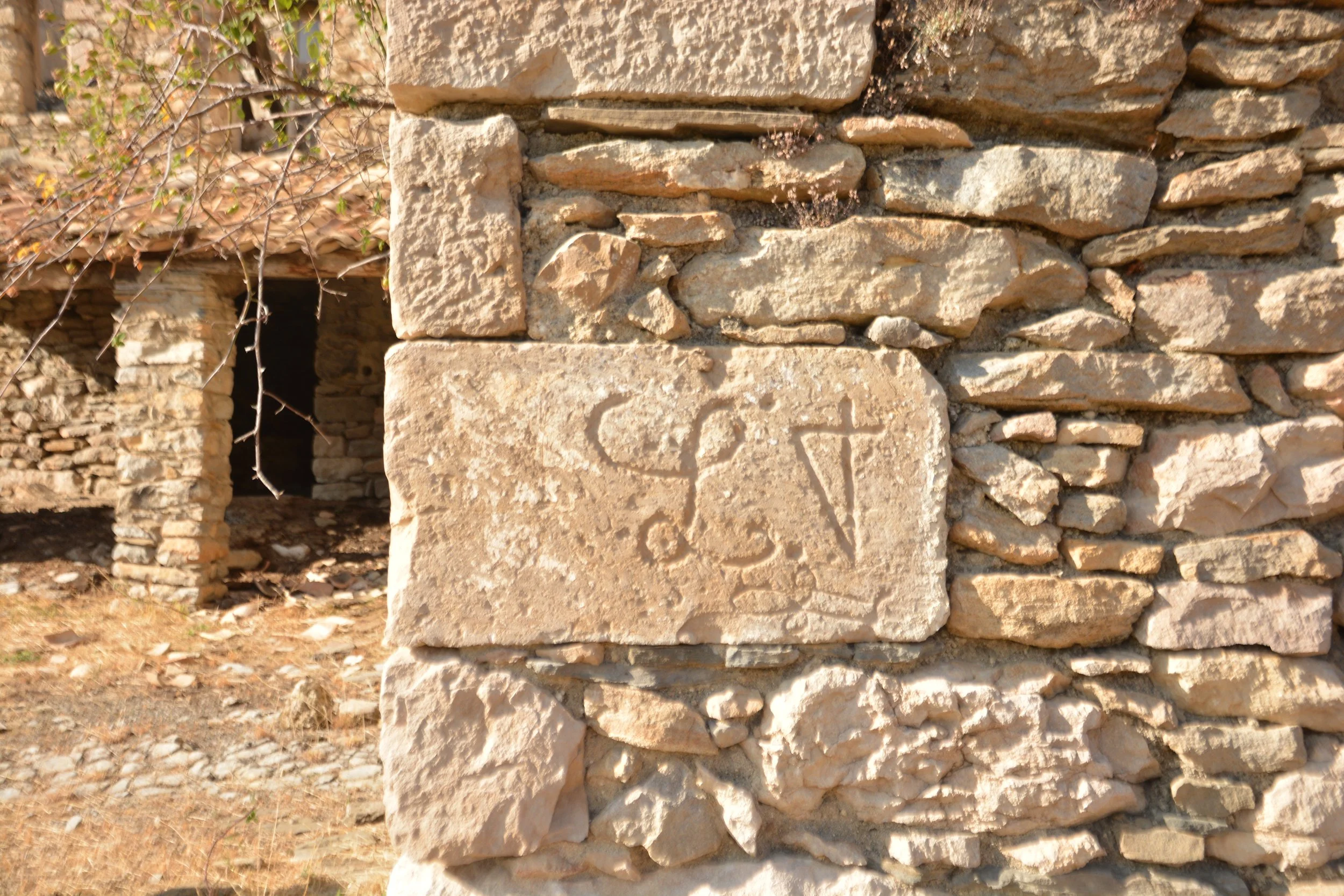 Noches Mágicas 2025: Piedra Viva, el lenguaje oculto de la piedra en la casa pirenaica