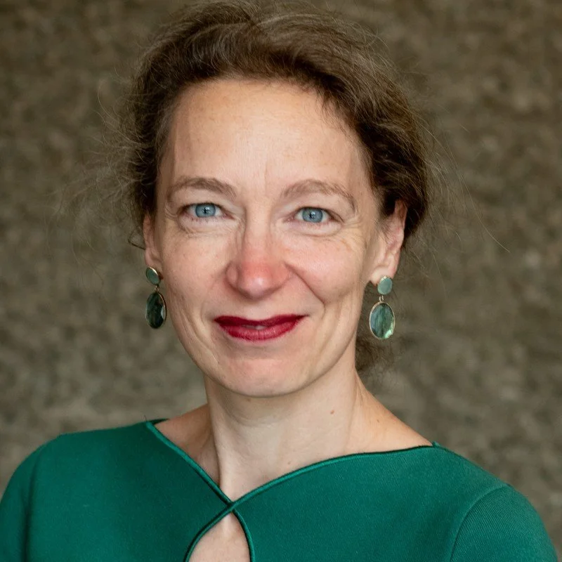 Dr. Julia Stamm.jpeg