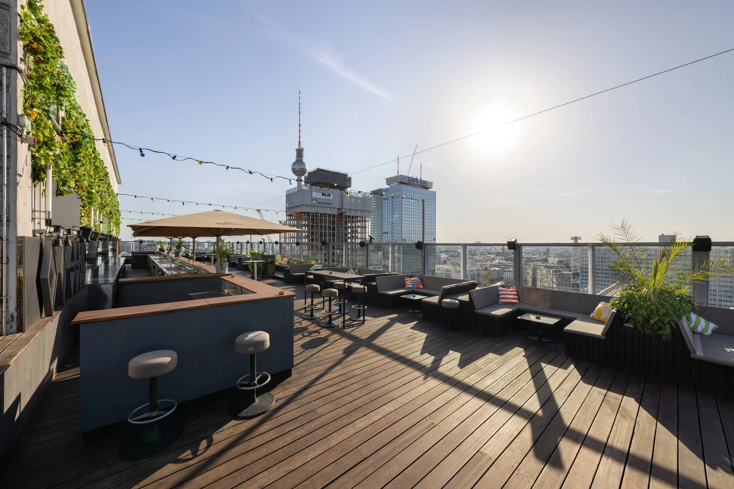 Weekend Rooftop 2026-2.jpg