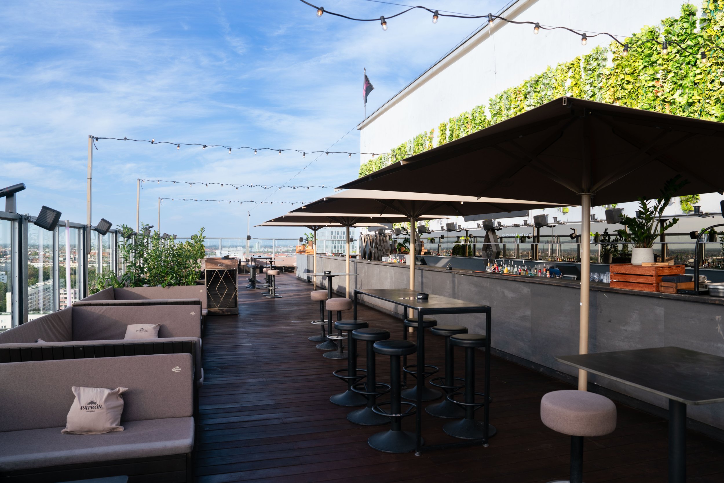 Weekend Events - Rooftop & Indoor Eventlocation