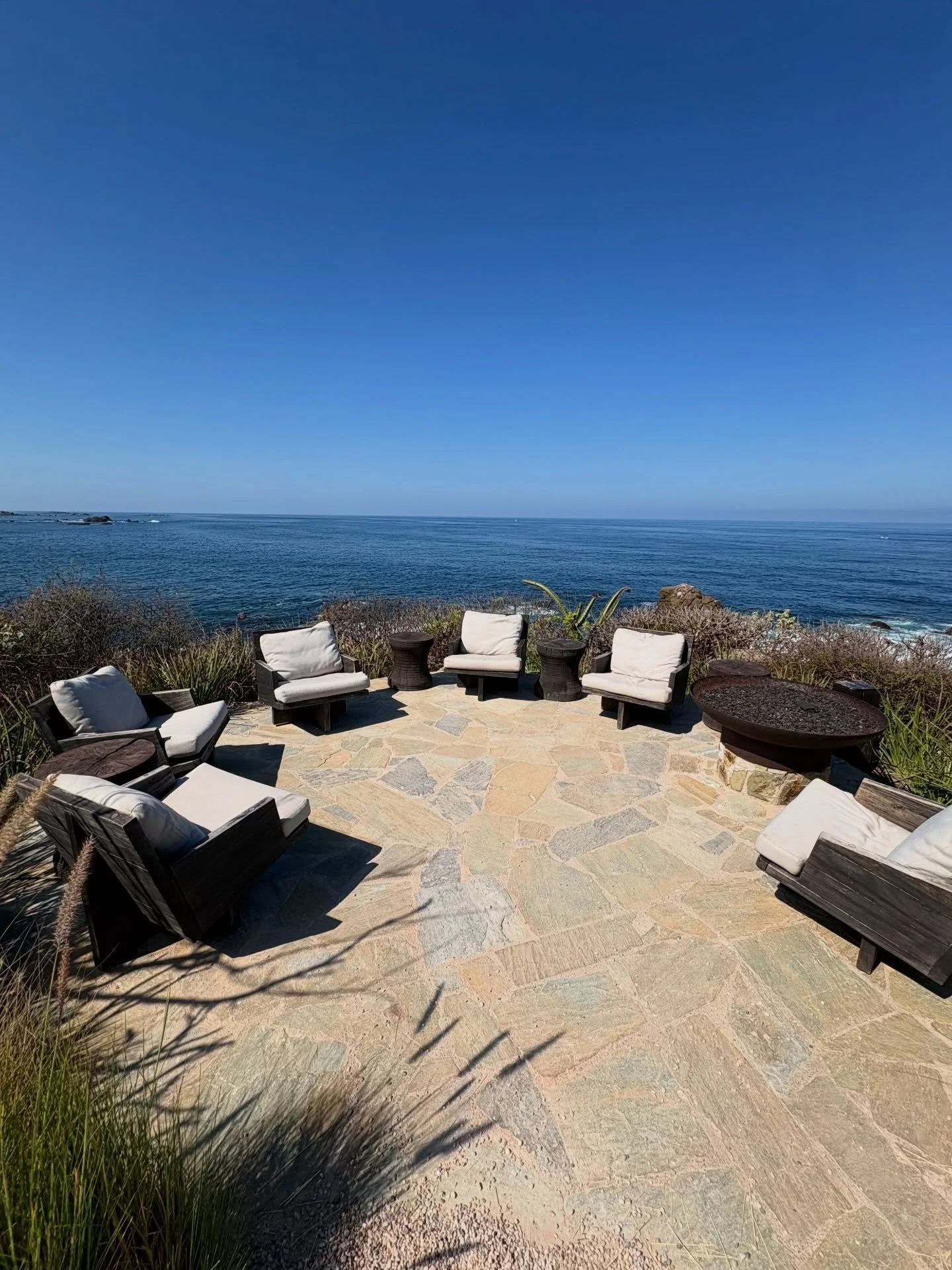 Paradise FOUND. 

We&rsquo;ve left gray skies behind for some golf &amp; sun at the gorgeous @fspuntamita ! 

We especially love the @naviva attached on to the resort for the most private &amp; special villa moments 🤎

#traveladvisor #TTITravel #Fou