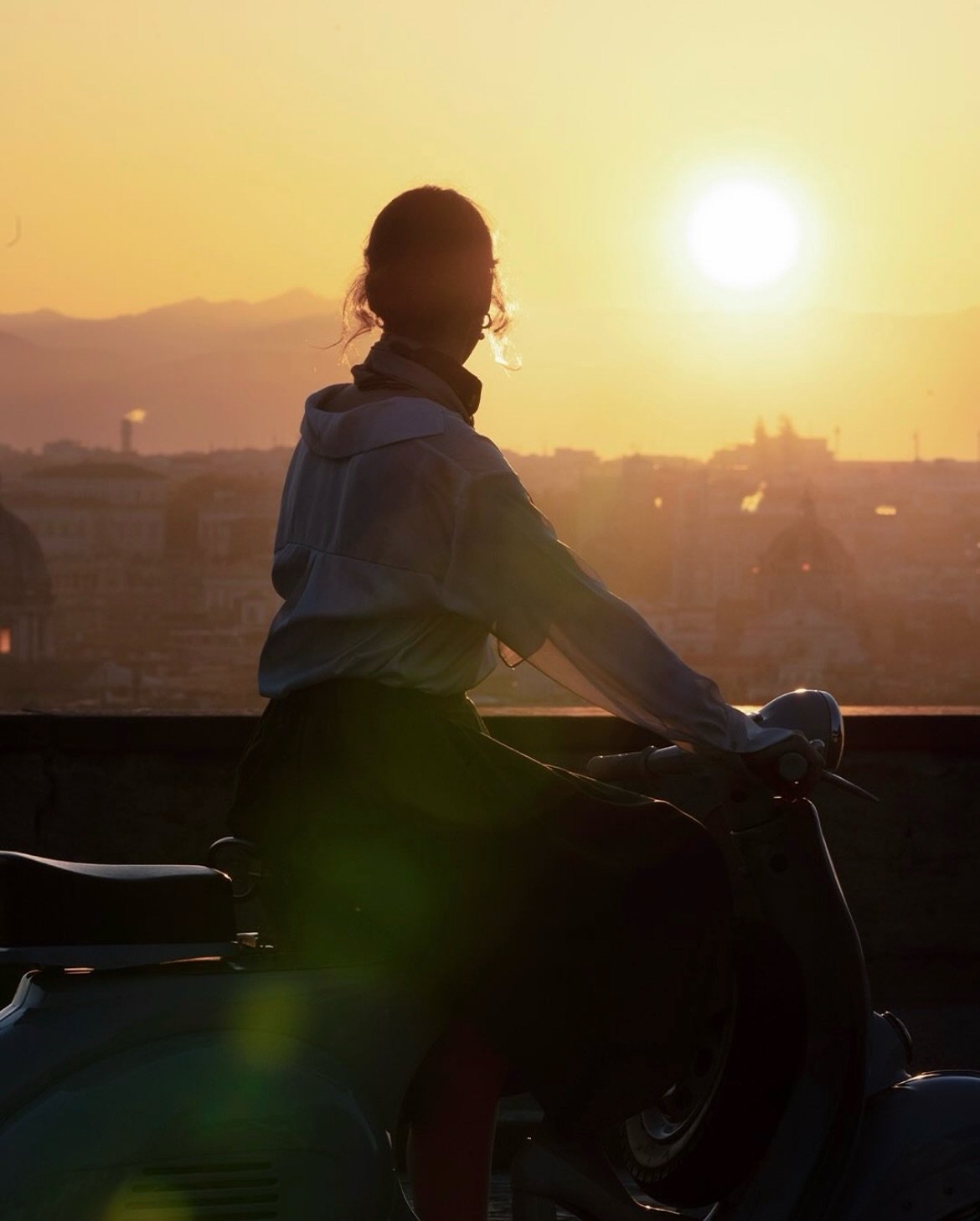 perfetto @orientexpresslaminerva 

La Minerva captures that iconic &ldquo;golden age of travel&rdquo; spirit and weaves it into the fabric of a historic Roman palazzo. Think: bold textures, timeless elegance, and a front-row seat to the Pantheon, per