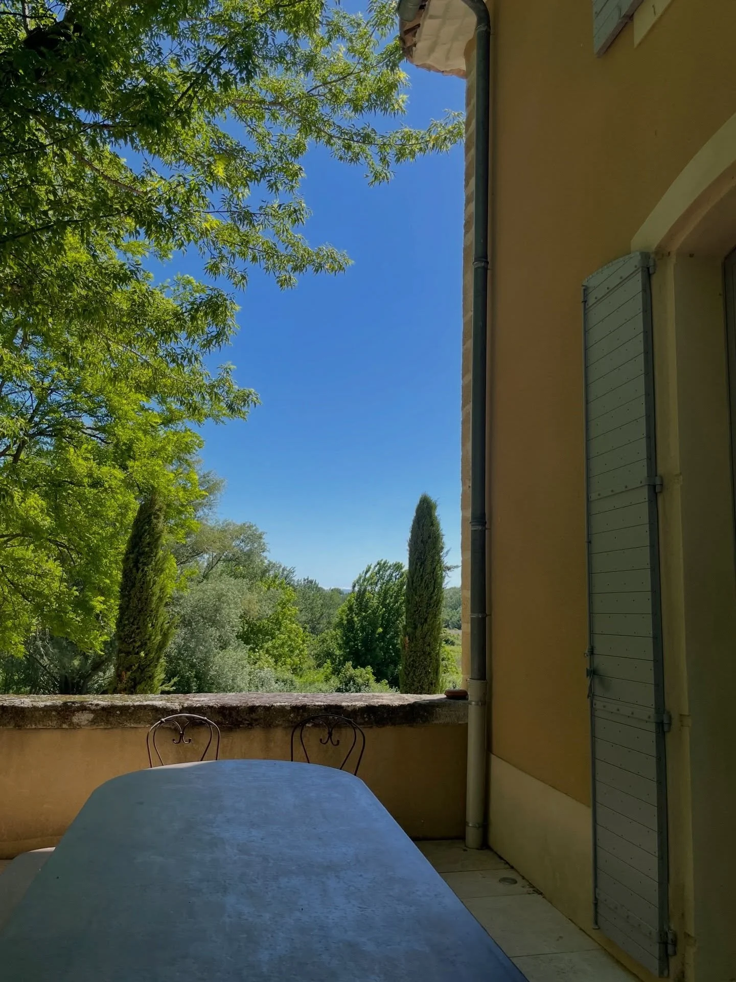 Travel Must Do: The south of France in the spring 🍋🌷🥐🌞🍷🌿🍓🧺

#TTITravel #LuxuryTravel #FranceTravel #SpringTravel #luxurytraveladvisor