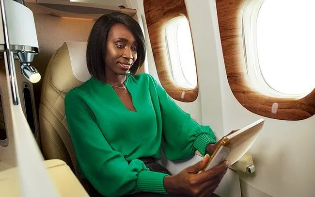 40,000 feet and still spoiled for choice✈️ 

Emirates&rsquo; ice system serves up 6,500+ channels of movies, TV, music and podcasts &mdash; basically the world&rsquo;s largest media library, and it&rsquo;s all yours from takeoff to touchdown. Boredom