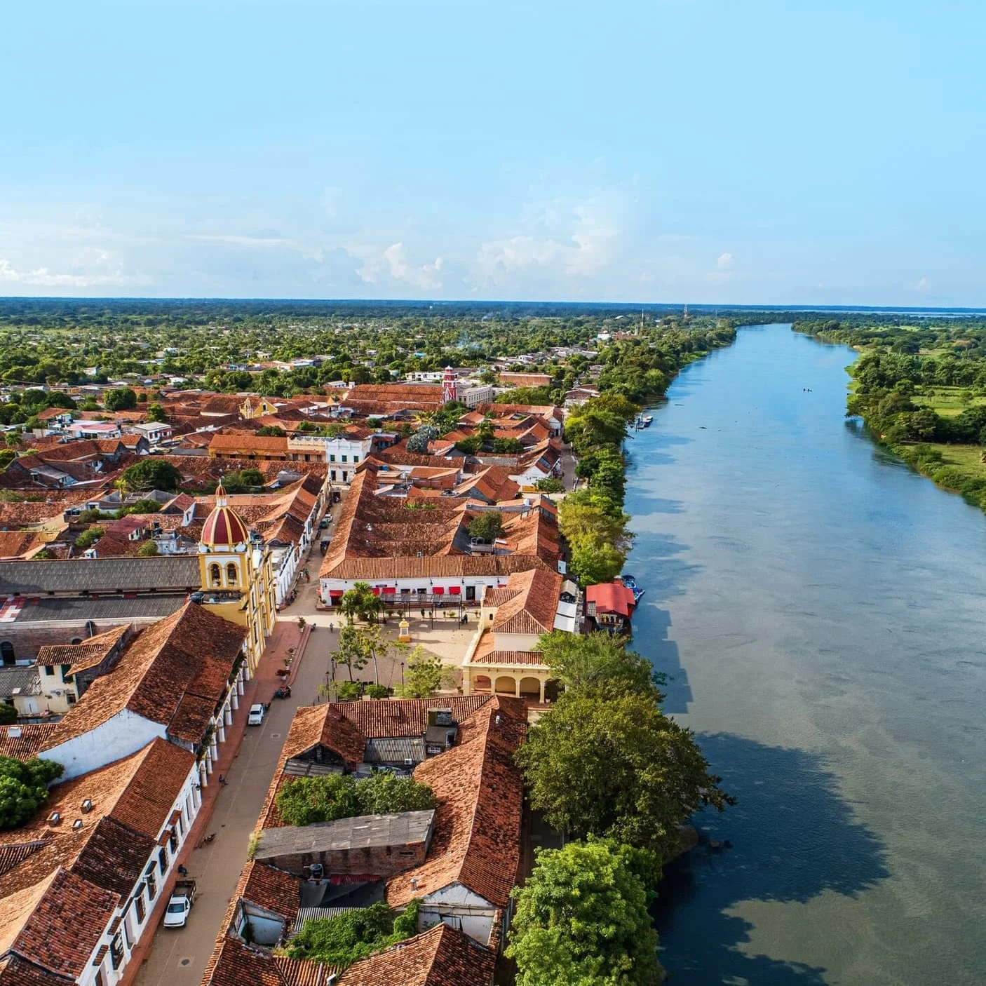 Swap snow for sunshine in Colombia☀️🦜🇨🇴🌴

Explore the Magdalena River with AmaWaterways, with meals, guided excursions, Wi-Fi and wine and beer at lunch and dinner included, an effortless escape from the Canadian winter!

Begin planning your wint
