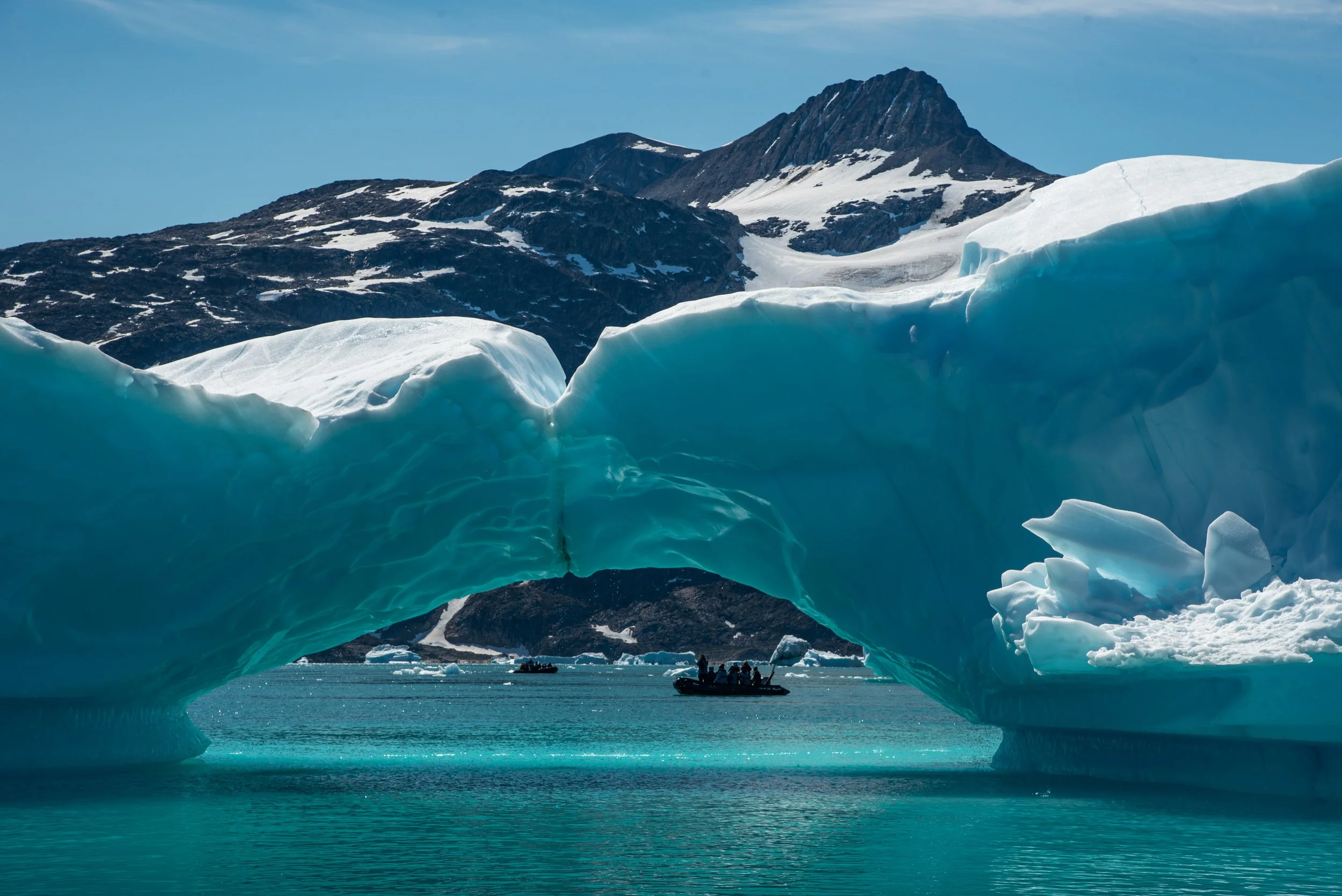LEX-Greenland Timmiarmuit Fjord Iceberg - KN4010.jpg