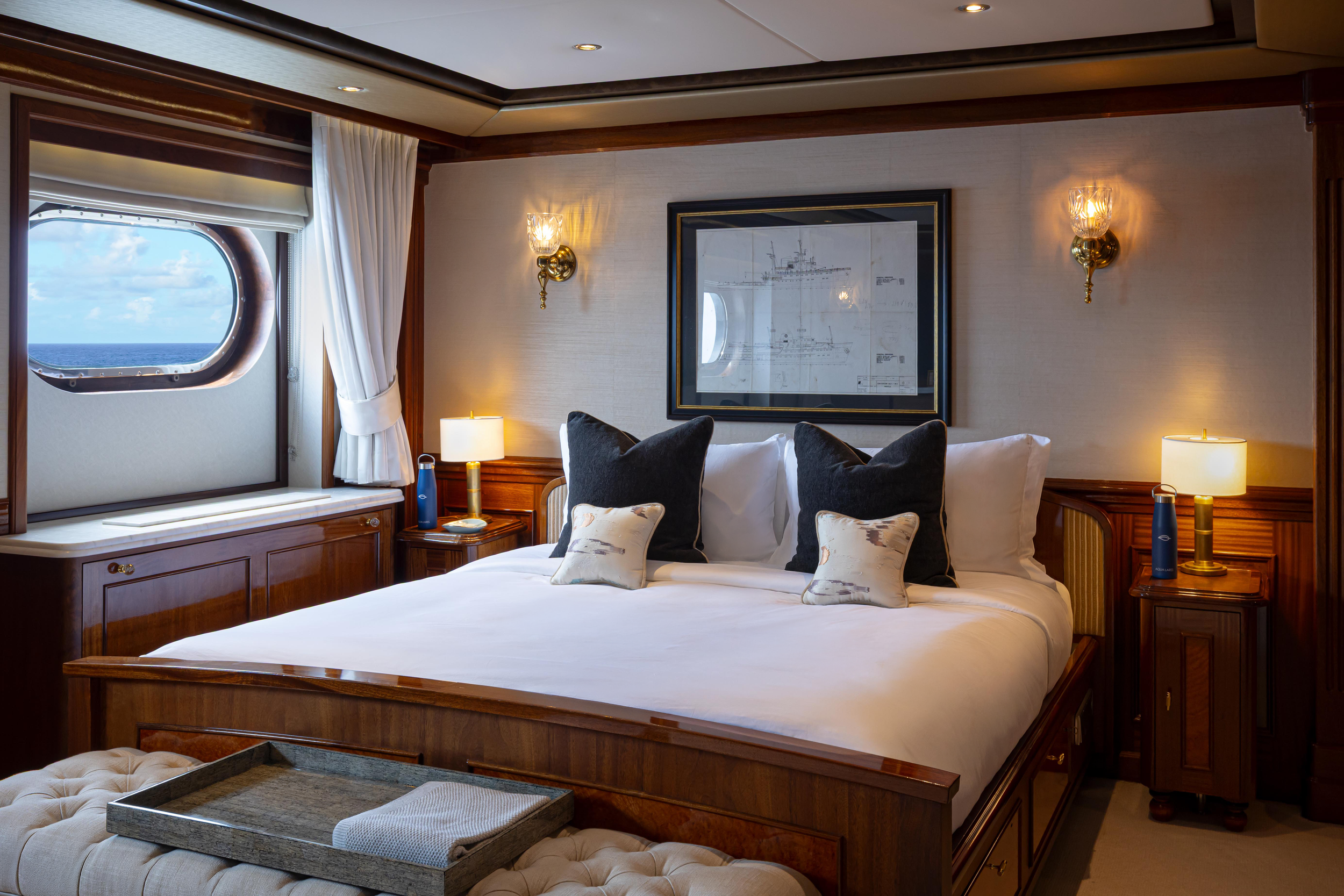 aqua-lares_cabin-201_003.png